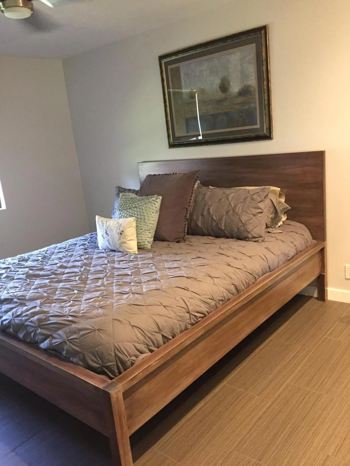 Property building, Bed in Shadow Mountain Resort