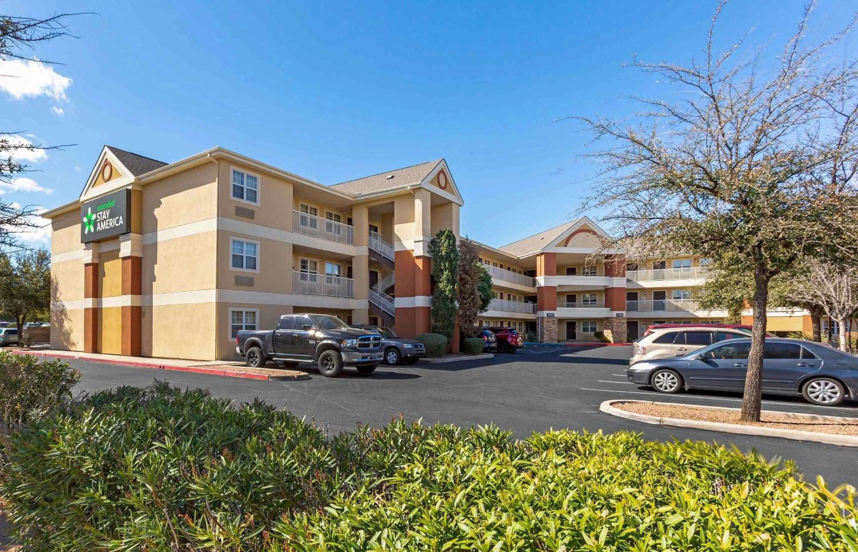 Property building in Extended Stay America Suites - Tucson - Grant Road