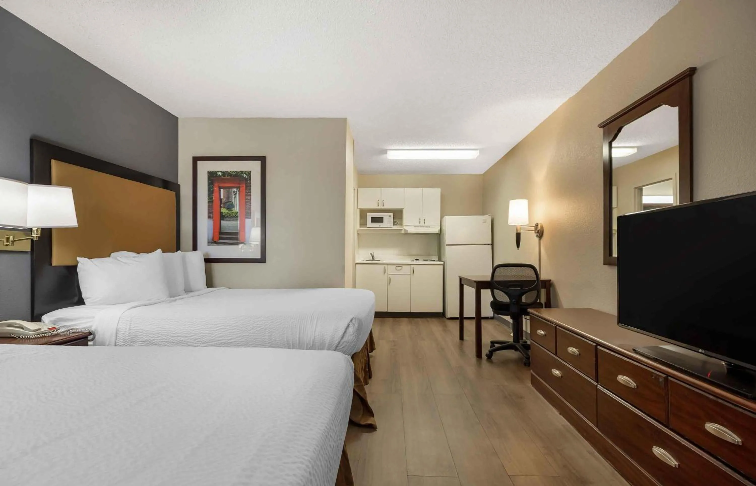 Bedroom, Bed in Extended Stay America Select Suites - Denver - Lakewood South