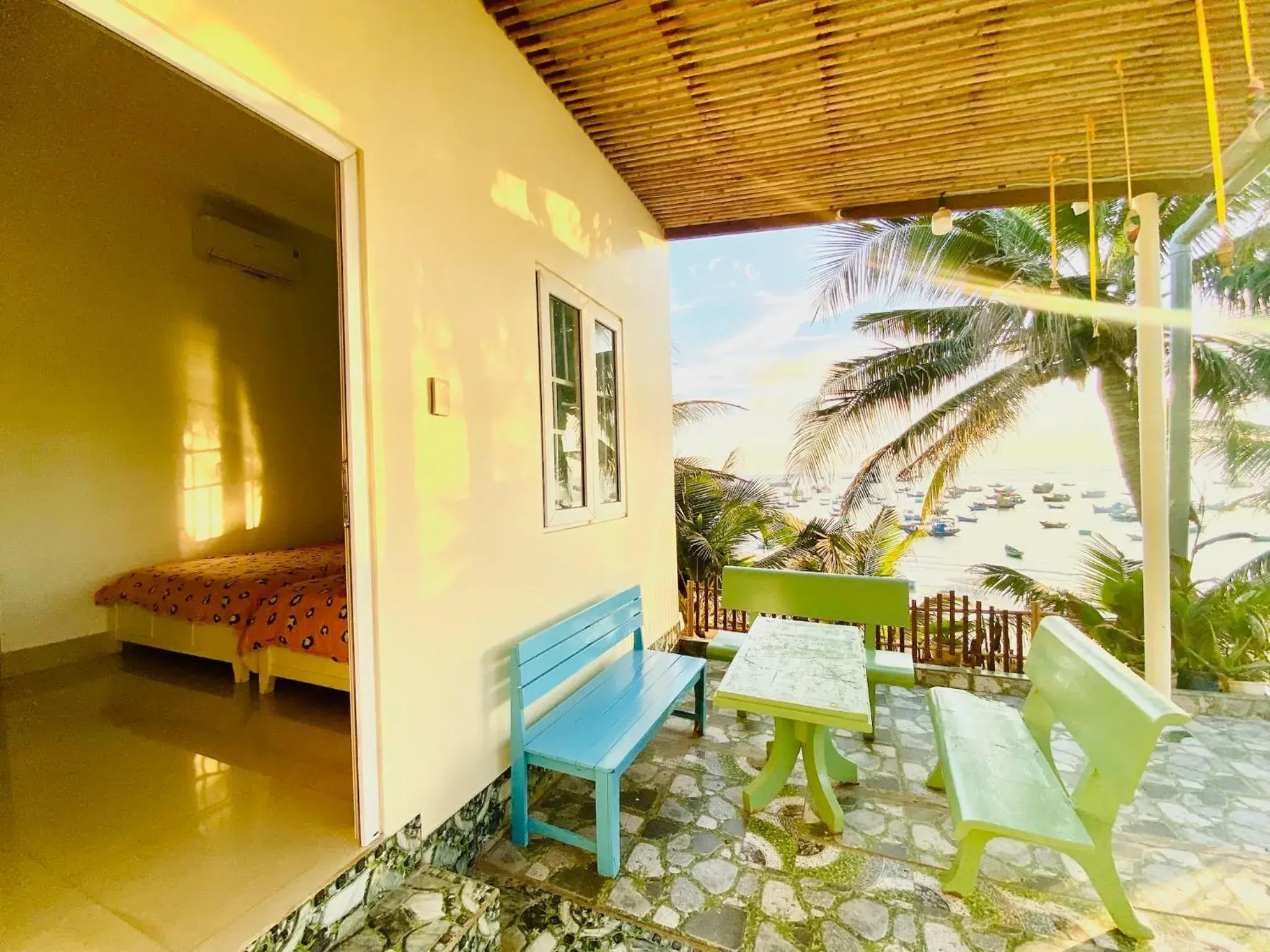 Quadruple Room with Sea View in Homestay BONO Mũi Né Quadruple Room with Sea View in Homestay BONO Mũi Né