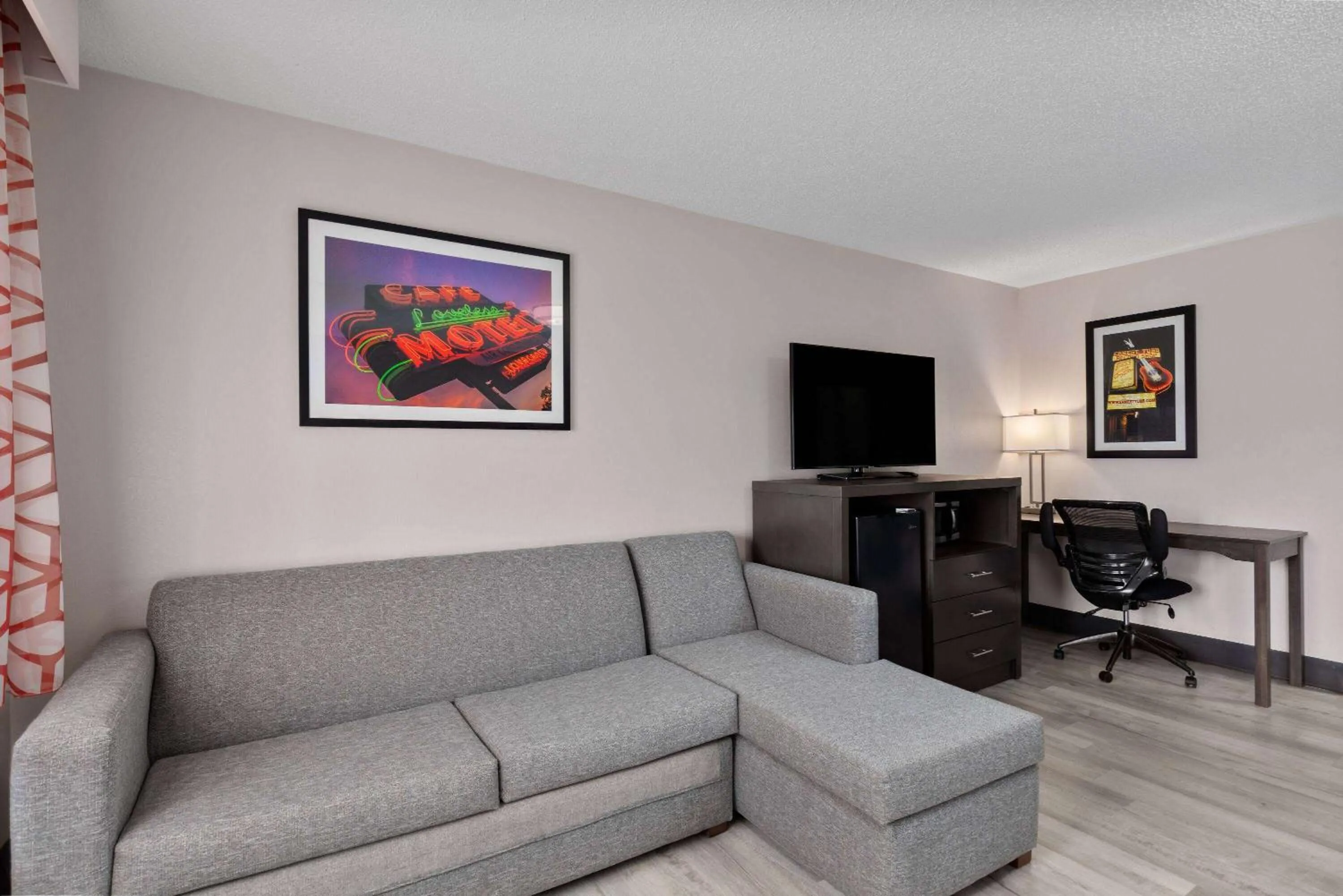 Photo of the whole room in La Quinta by Wyndham Goodlettsville - Nashville