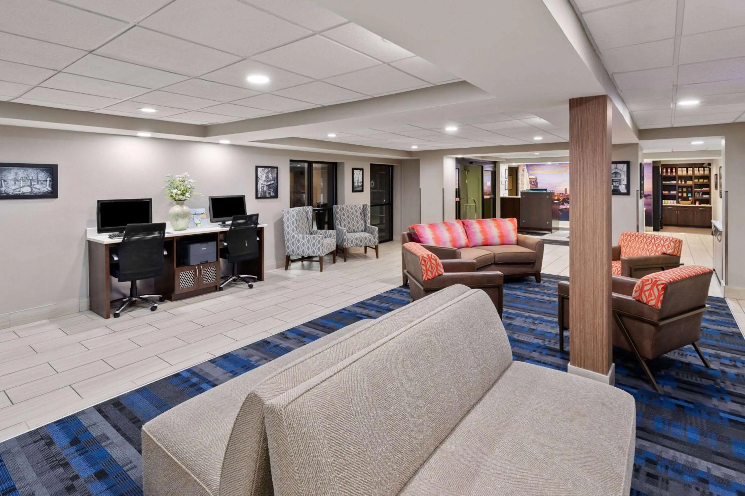 Lobby or reception in La Quinta by Wyndham Goodlettsville - Nashville