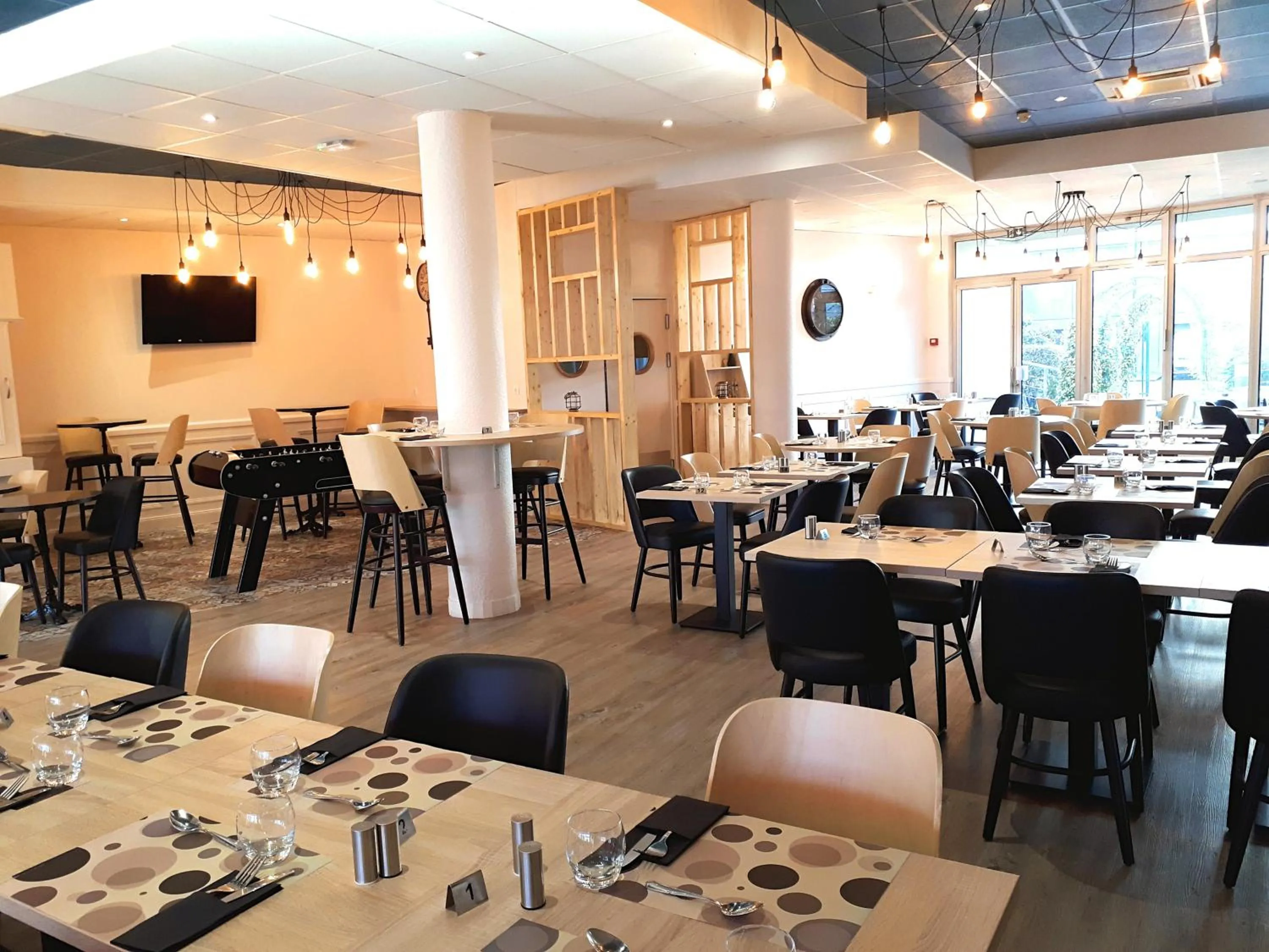 Lunch in Hotel Kyriad Tours St Pierre des Corps Gare