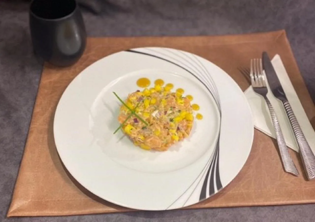 Restaurant/places to eat in Hotel Kyriad Tours St Pierre des Corps Gare