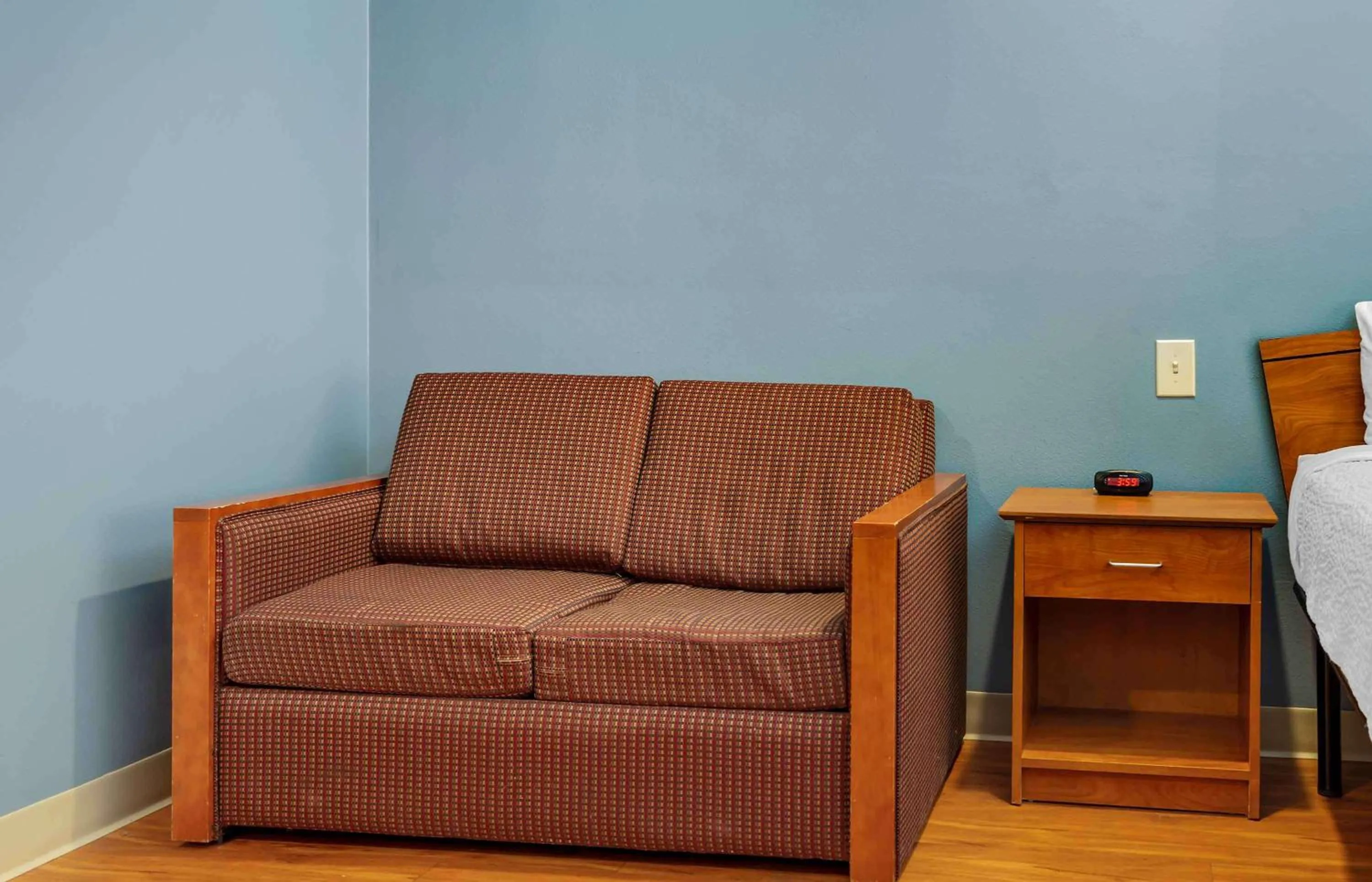 Bedroom in Extended Stay America Select Suites - Fayetteville - West