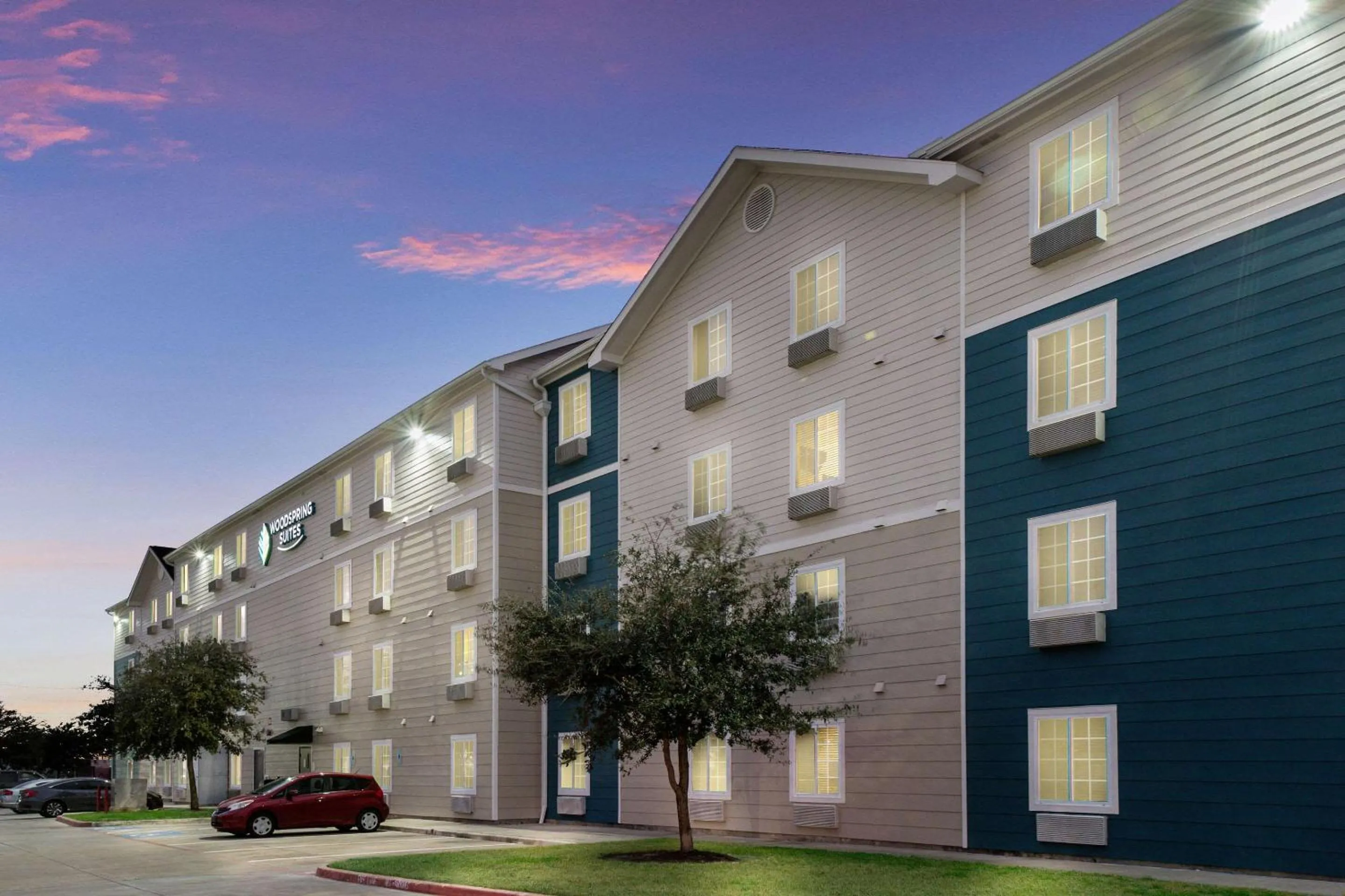 Property building in WoodSpring Suites Houston I-45 Airtex