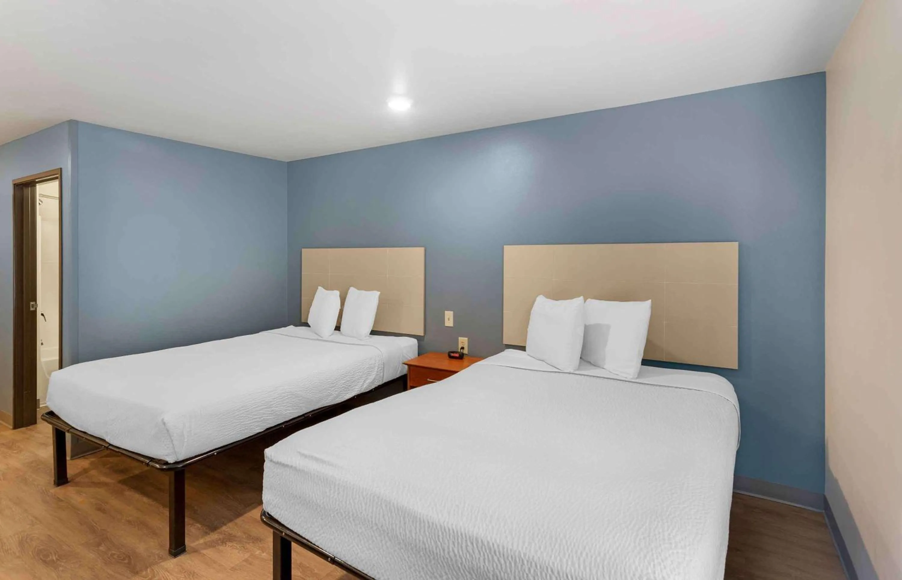 Bedroom, Bed in Extended Stay America Select Suites - Salt Lake City - West Valley City
