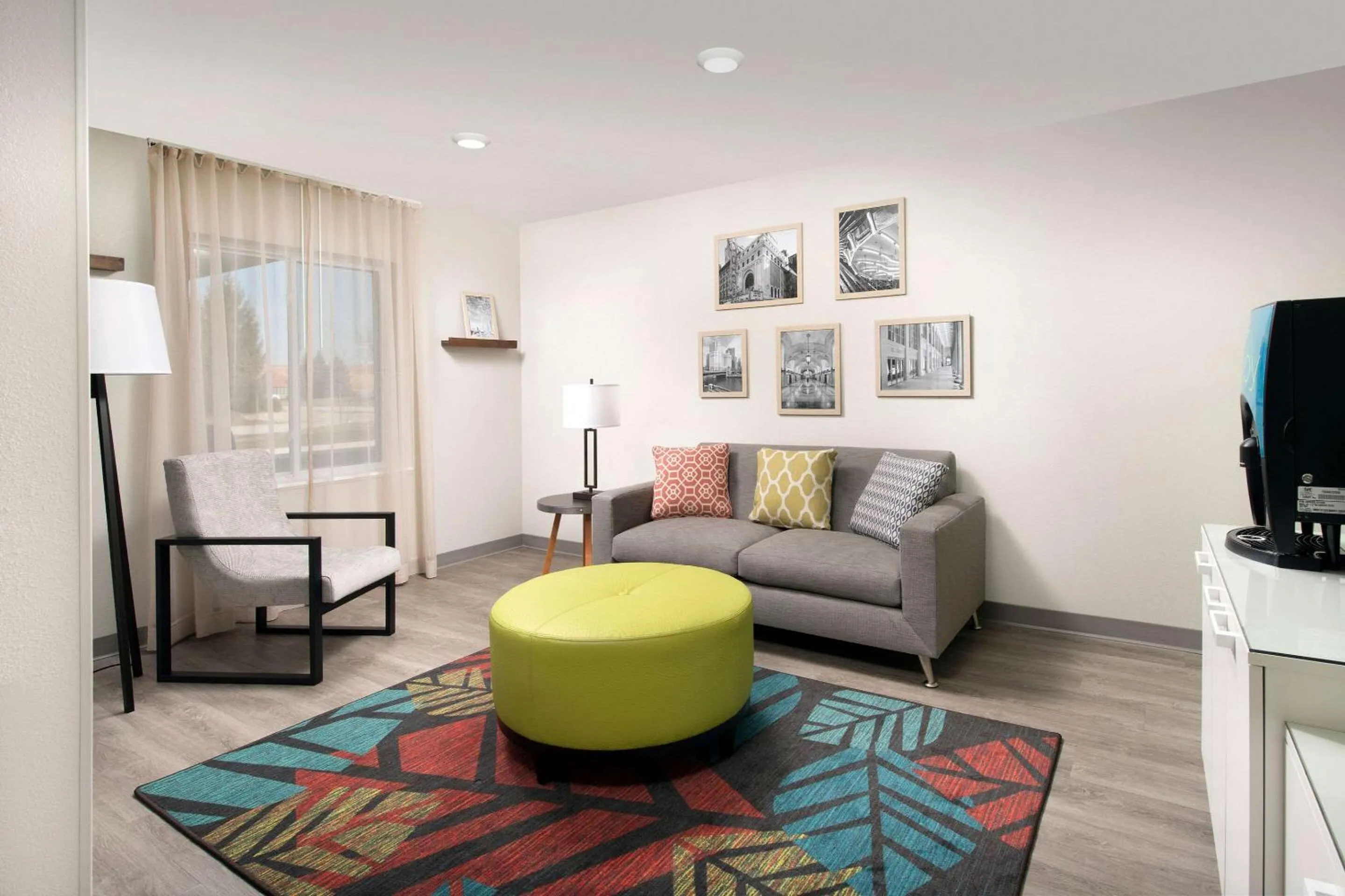 Lobby or reception in WoodSpring Suites Charlotte Gastonia