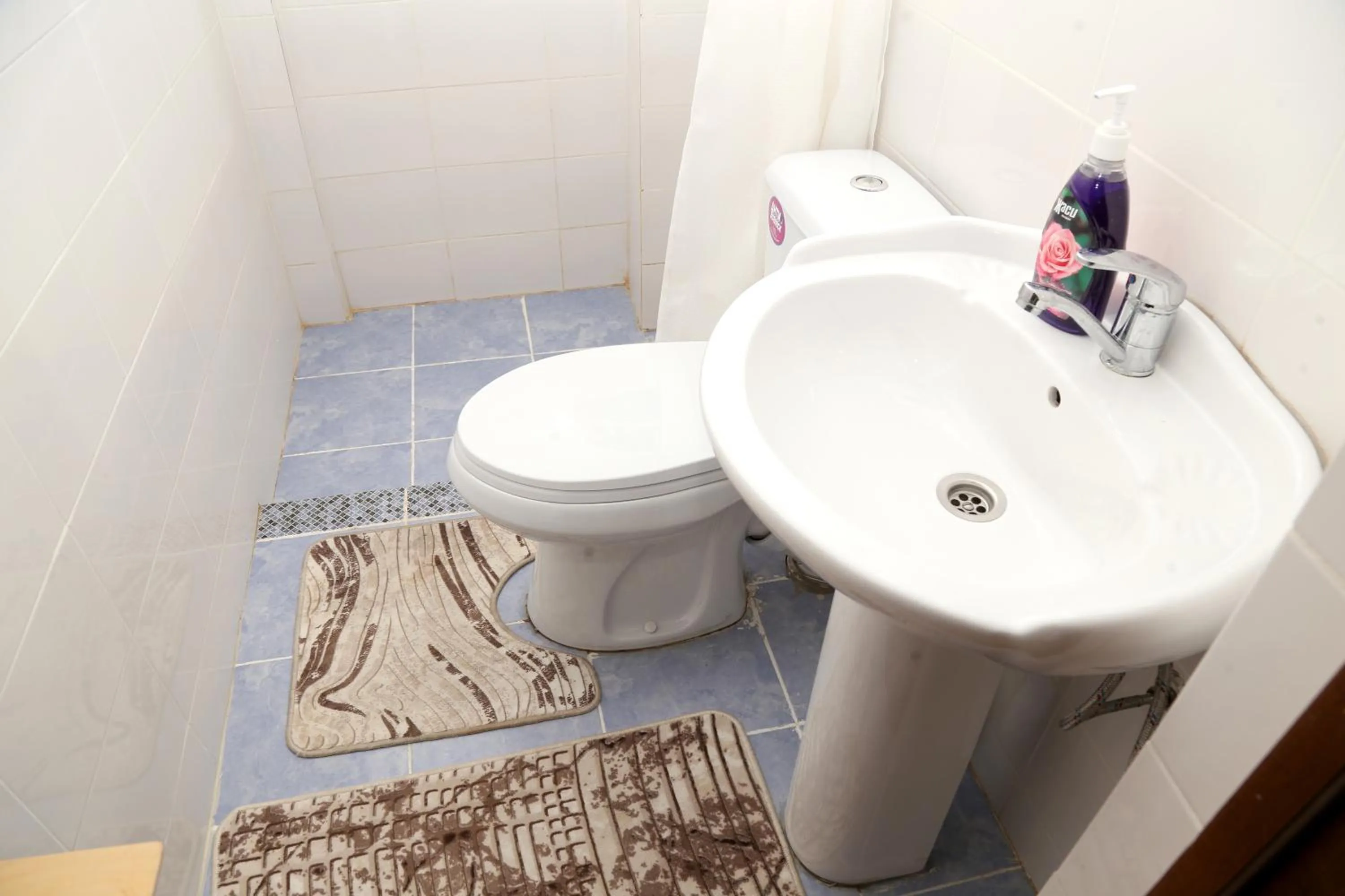 Toilet in Hotel Good Night