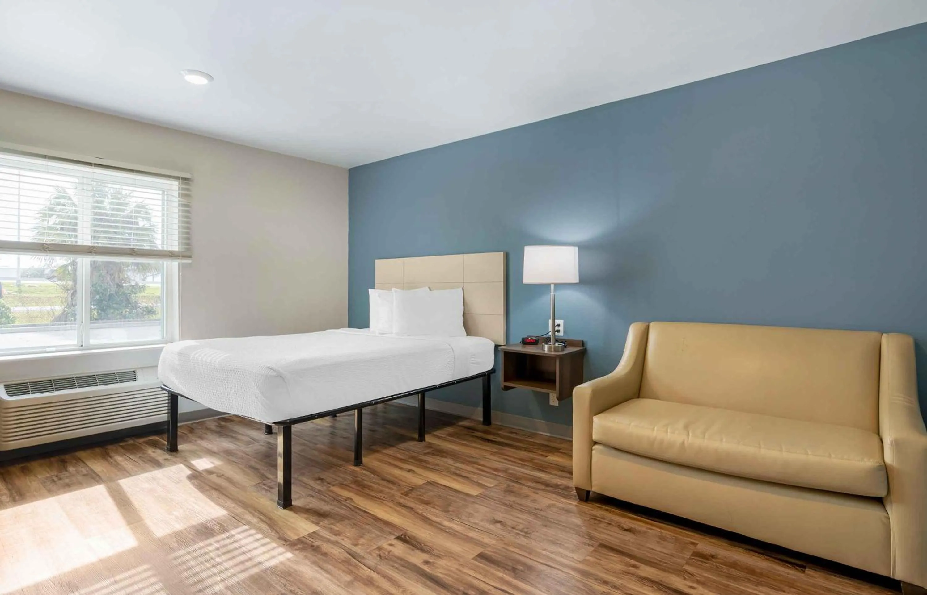 Bed in Extended Stay America Select Suites - Austin - Round Rock