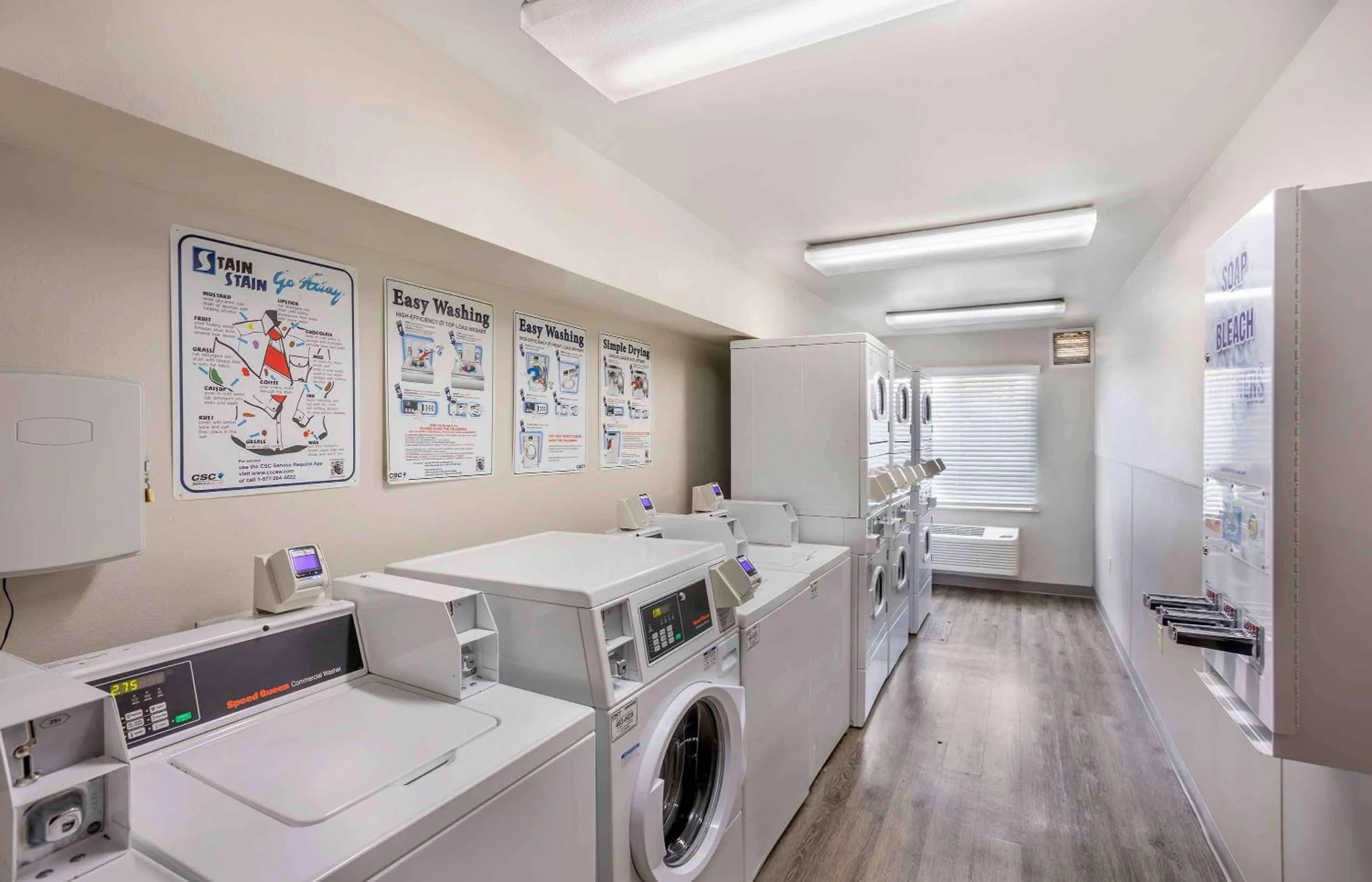 Property building in Extended Stay America Select Suites - Springfield - South - Battlefield