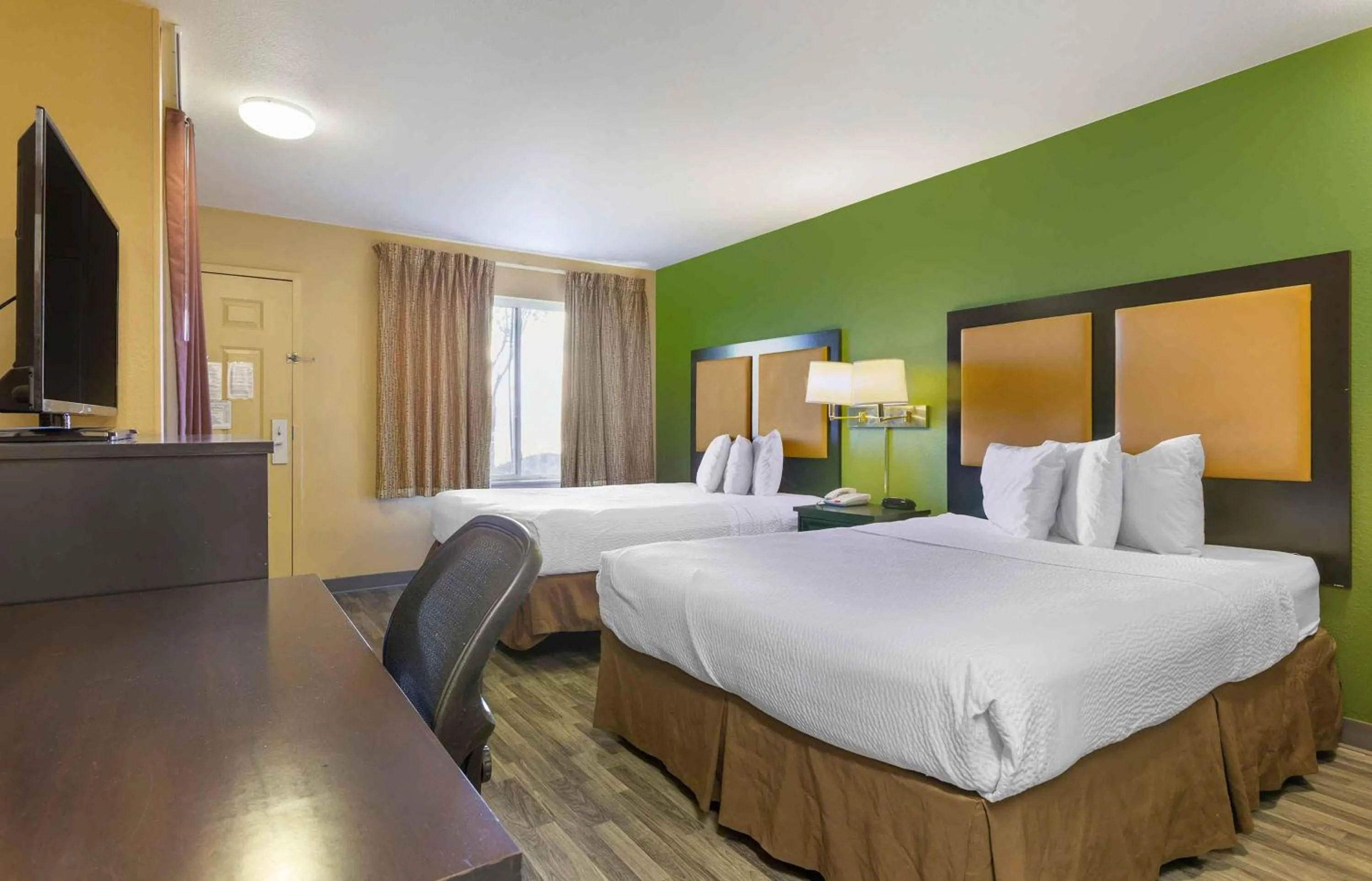 Bedroom, Bed in Extended Stay America Suites - Albuquerque - Airport