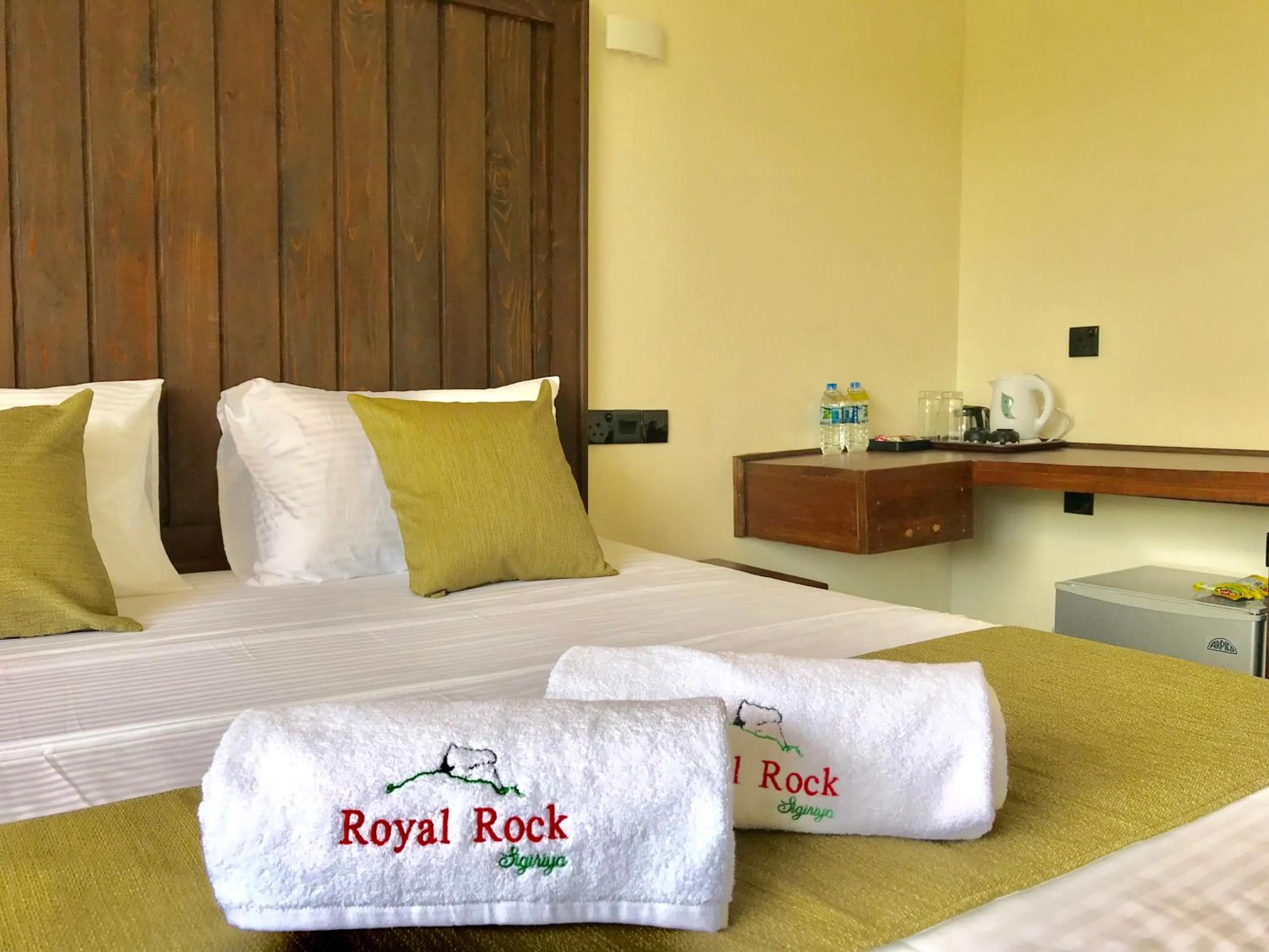 Bed in Royal Rock Sigiriya