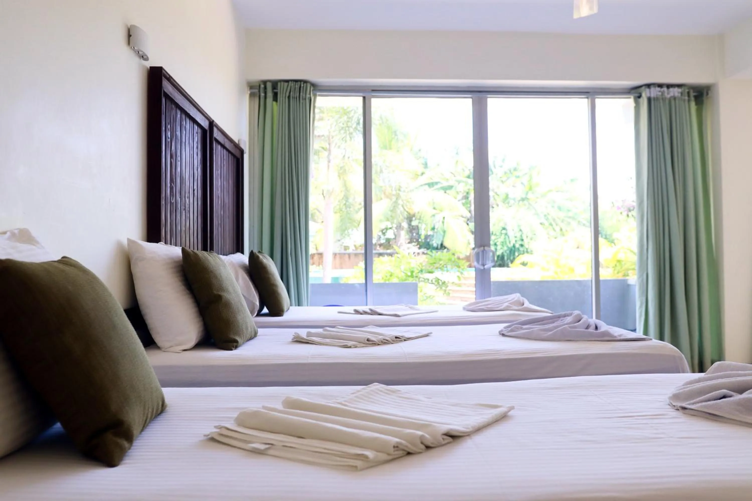 Bed in Royal Rock Sigiriya