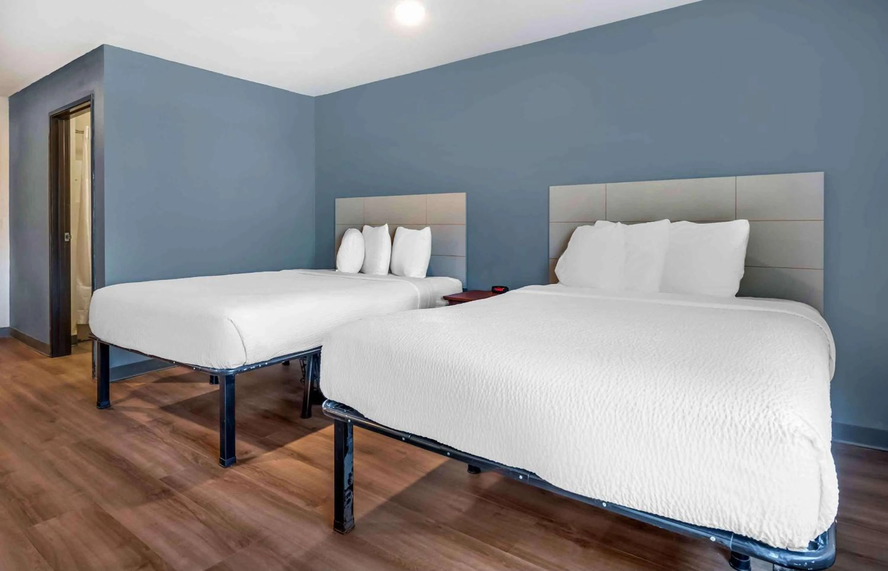 Bedroom, Bed in Extended Stay America Select Suites - Orlando - Sanford - Airport