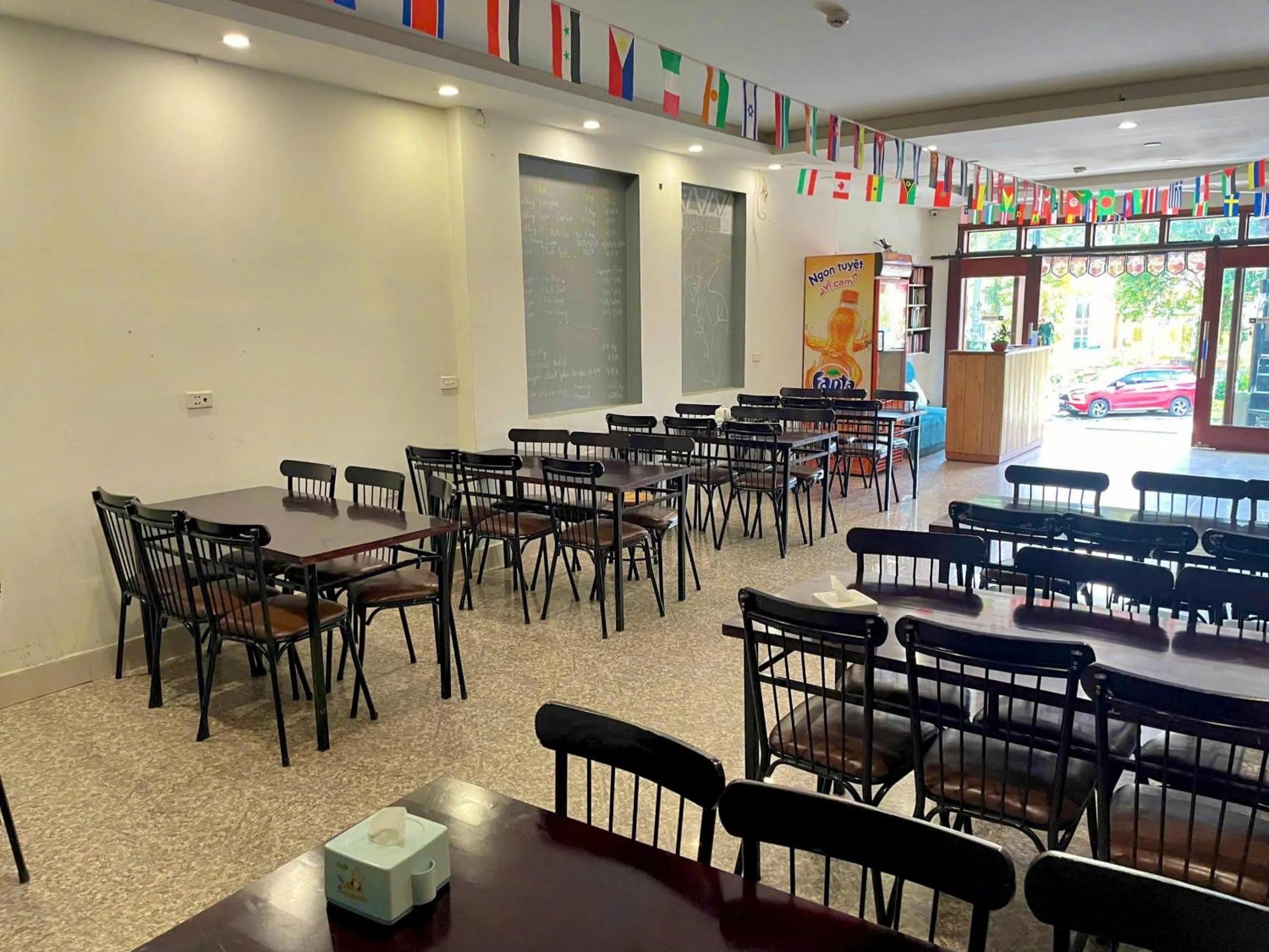 Restaurant/places to eat in Flaco Hostel Sapa