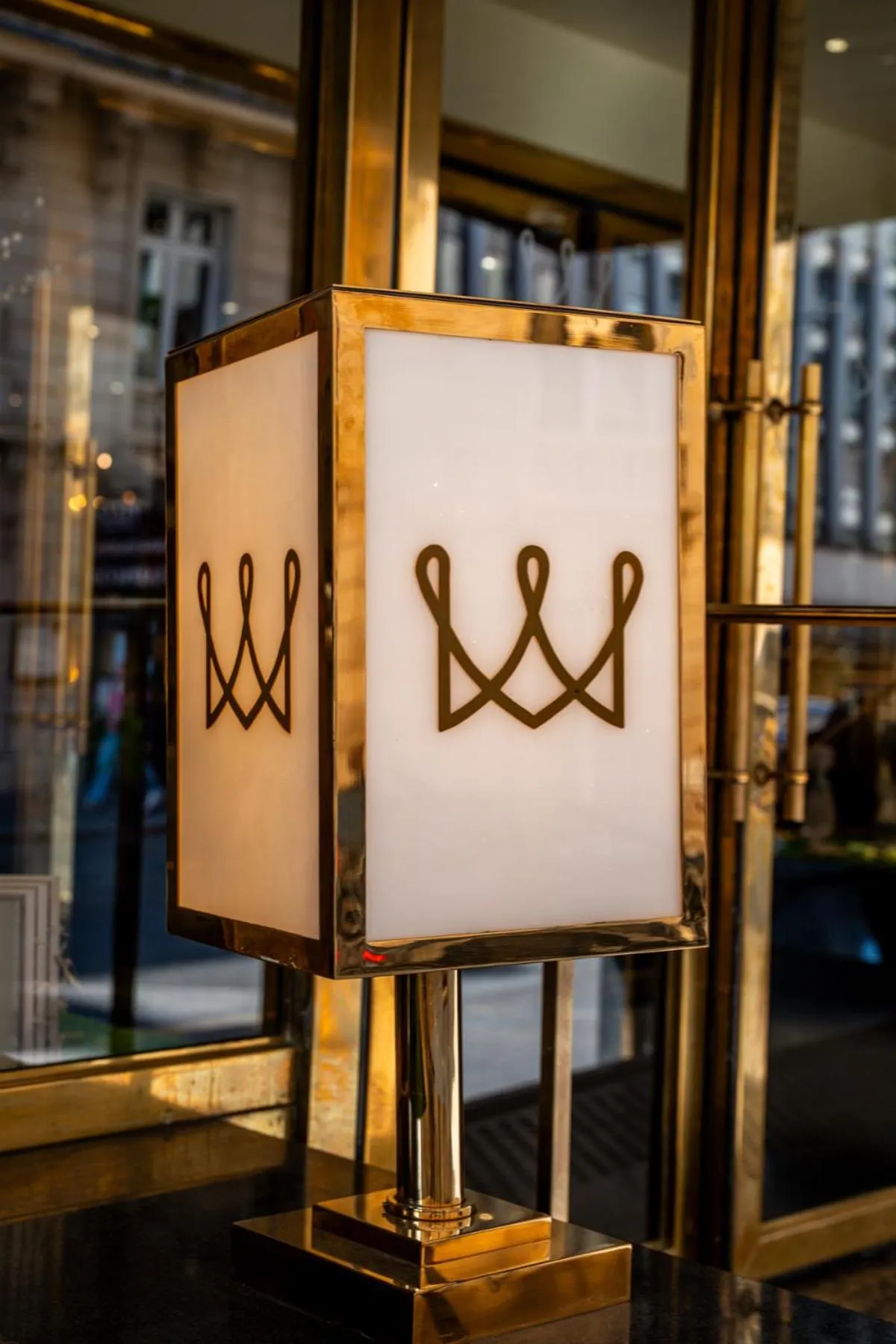 Facade/entrance in Warwick Champs-Elysées Paris