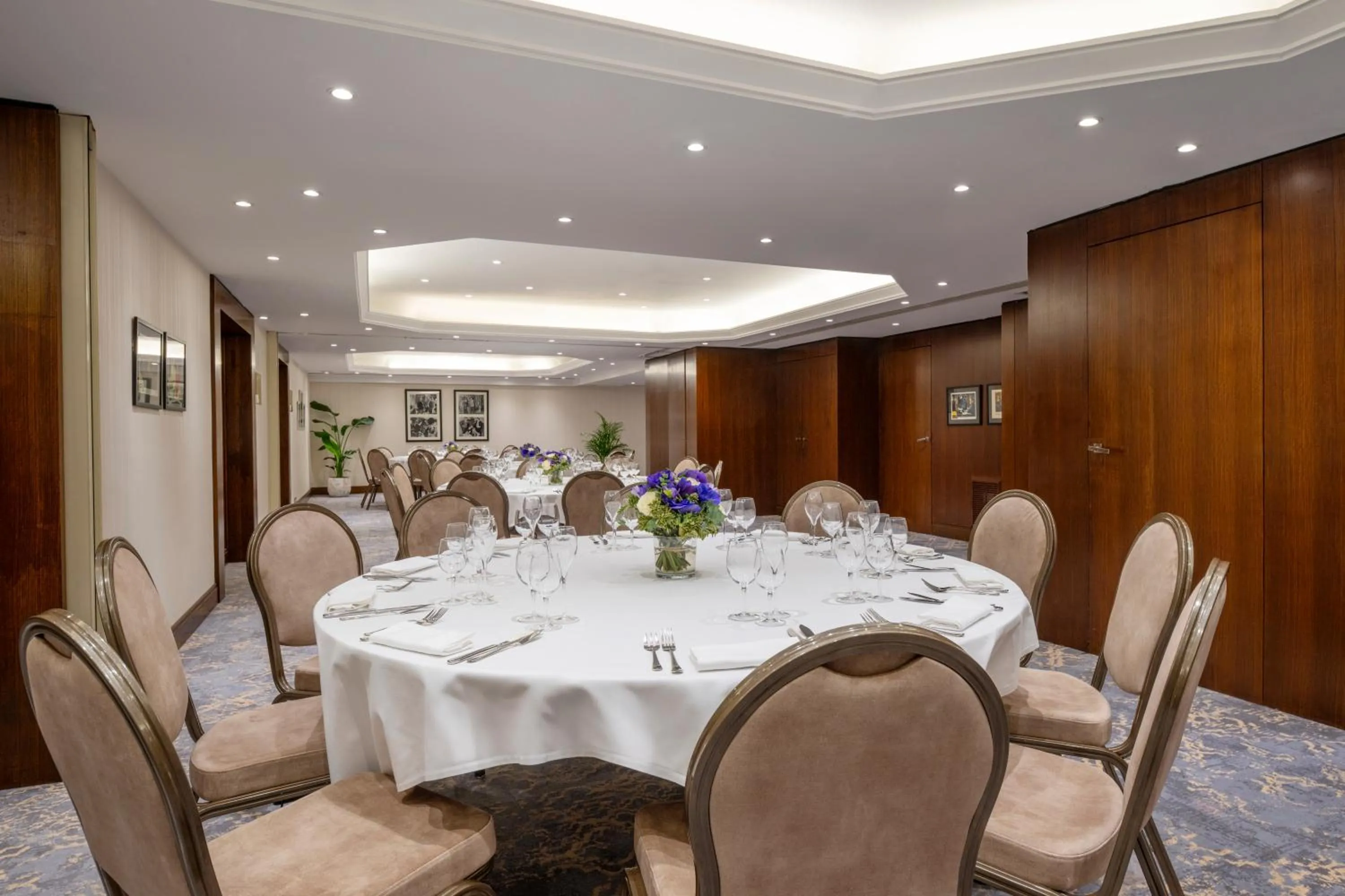 Banquet/Function facilities in Warwick Champs-Elysées Paris