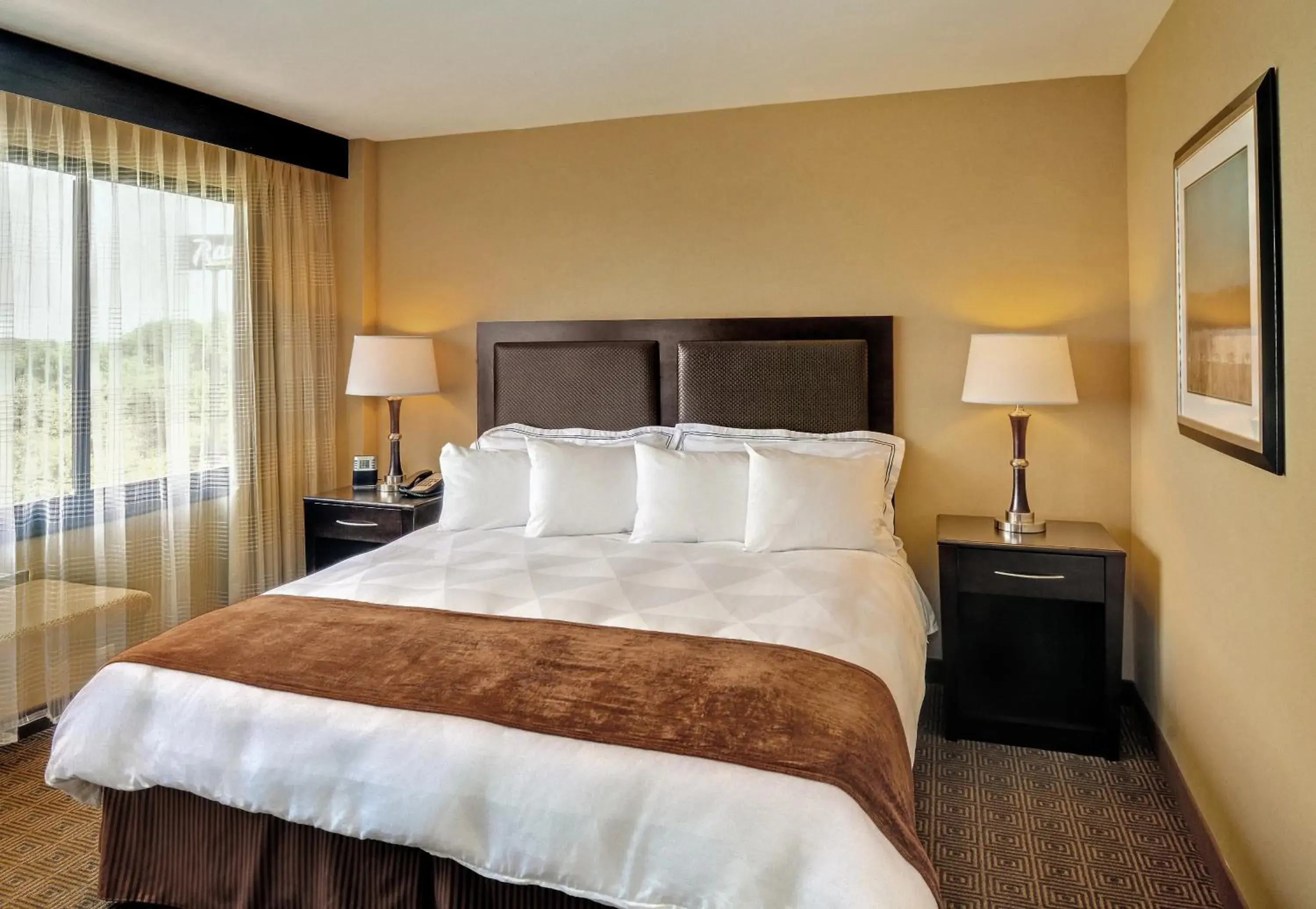 King Studio Suite - Non-Smoking in Radisson Hotel Freehold King Studio Suite - Non-Smoking in Radisson Hotel Freehold