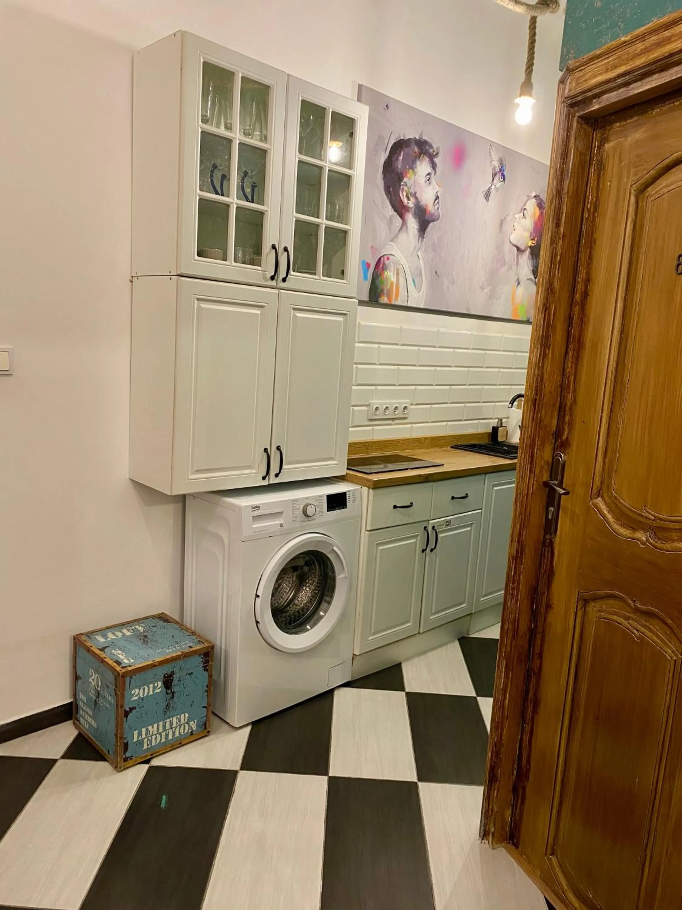 Kitchen or kitchenette in Topolove Rooms & Apartments