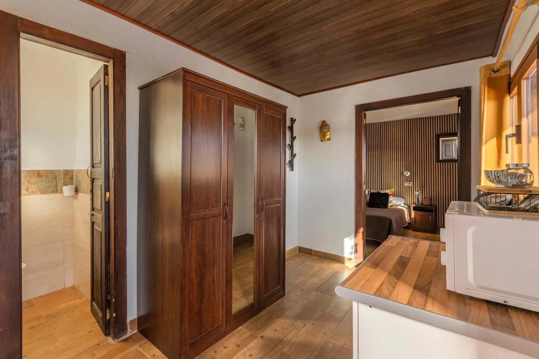 Bed in VALTISYA POOL AND AIRPORT