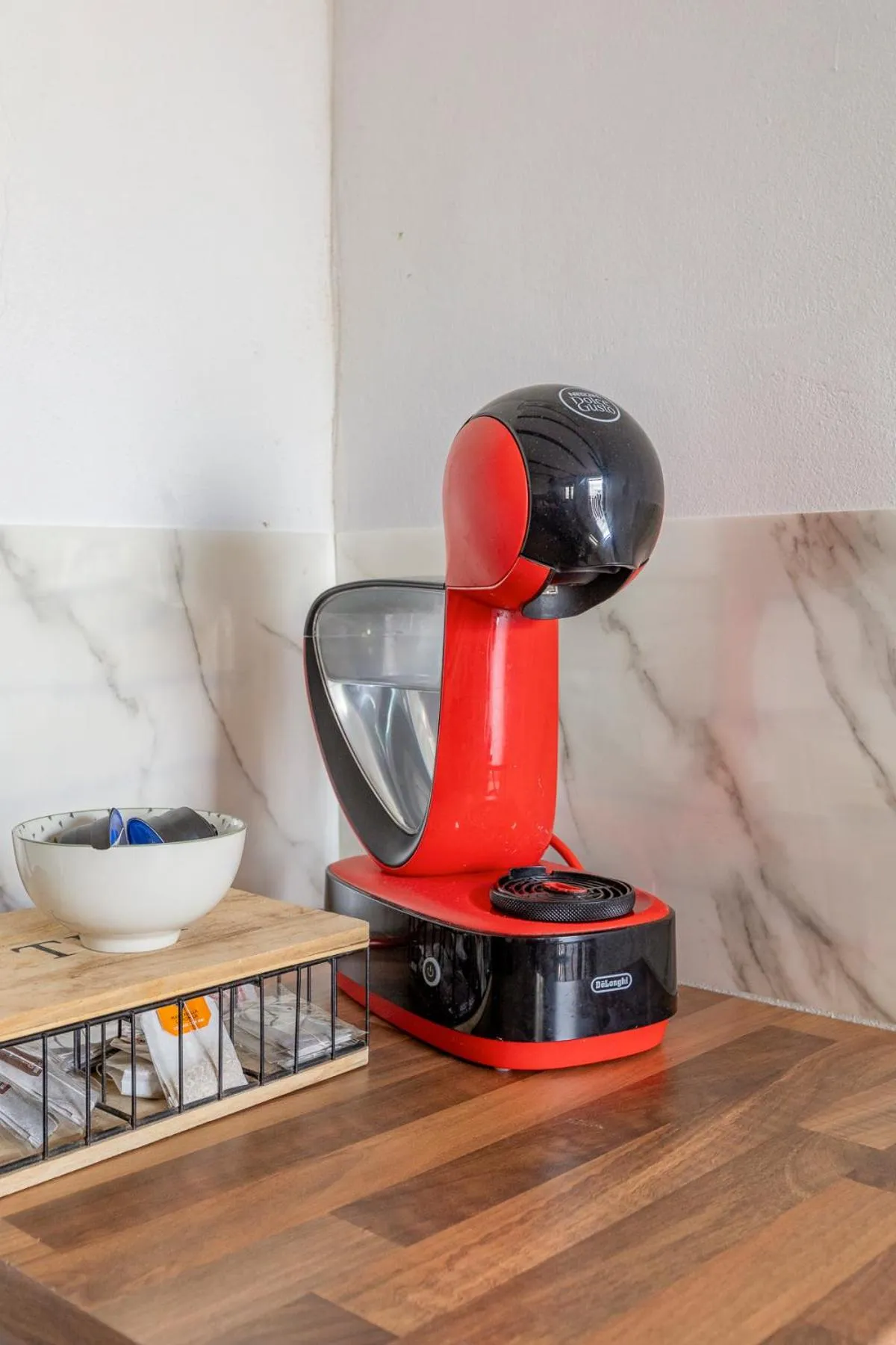 VALTISYA POOL AND AIRPORT