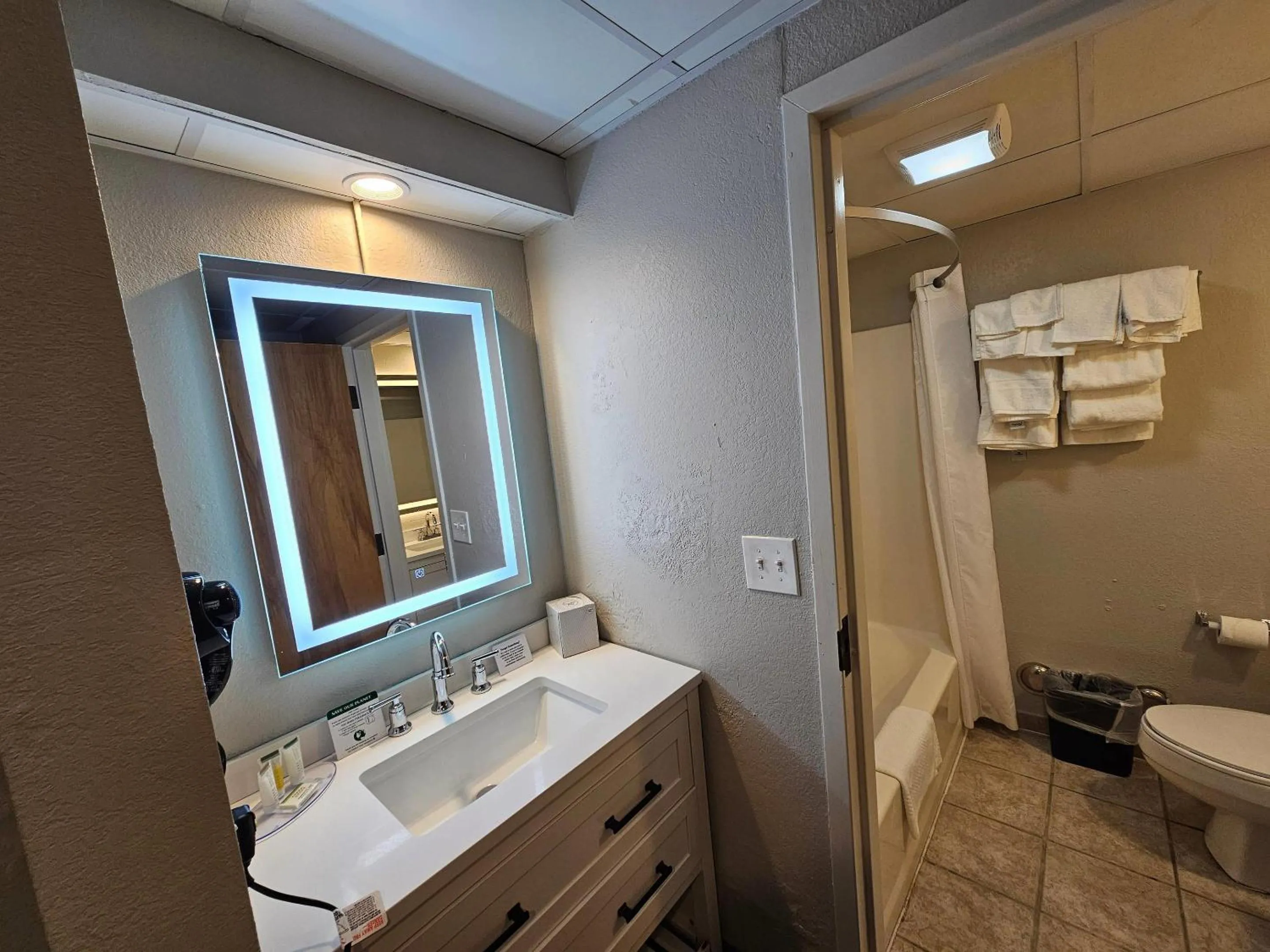 Bedroom in Germaine Inn South Portland