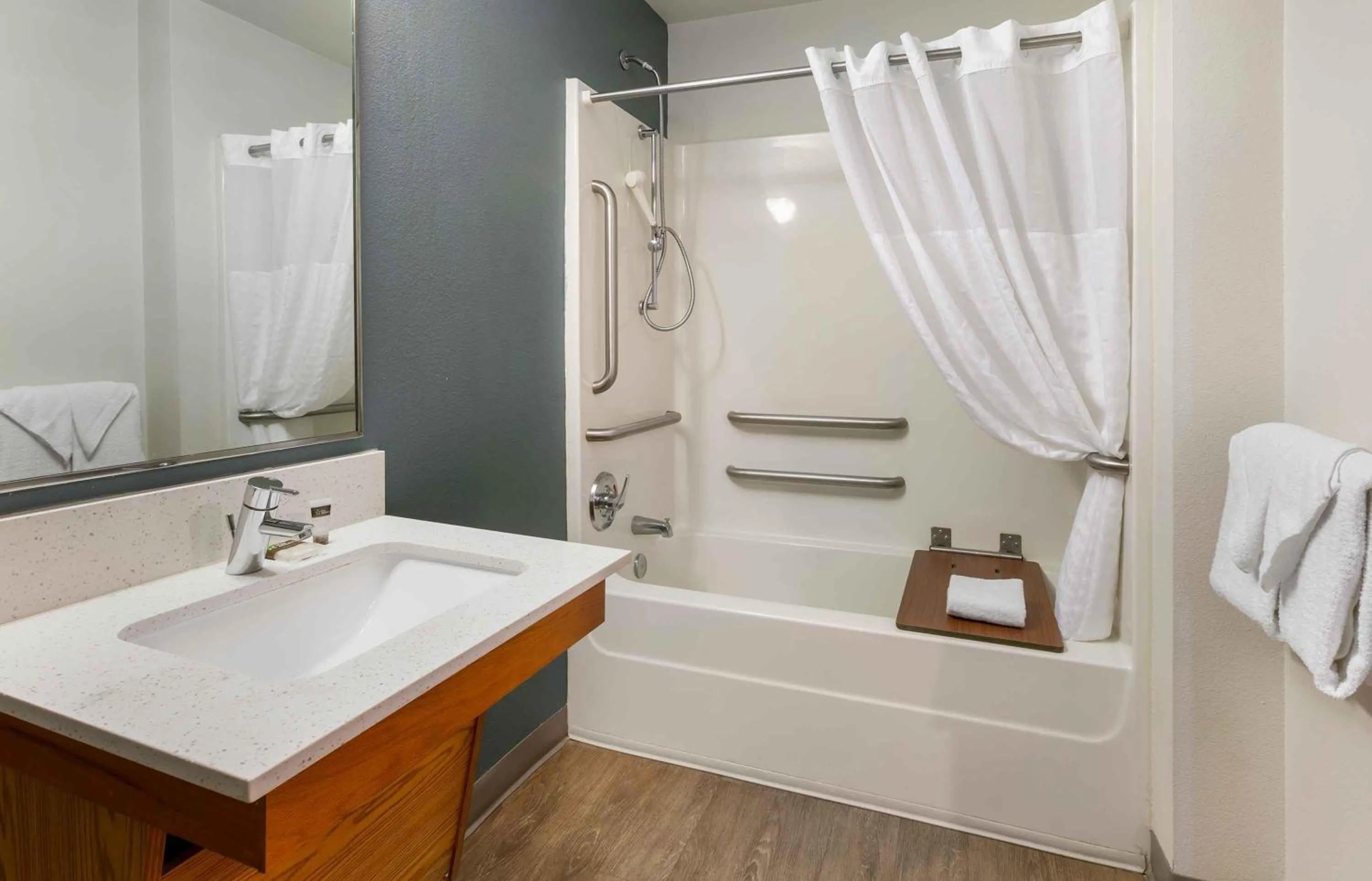 Bathroom in Extended Stay America Select Suites - Phoenix - North