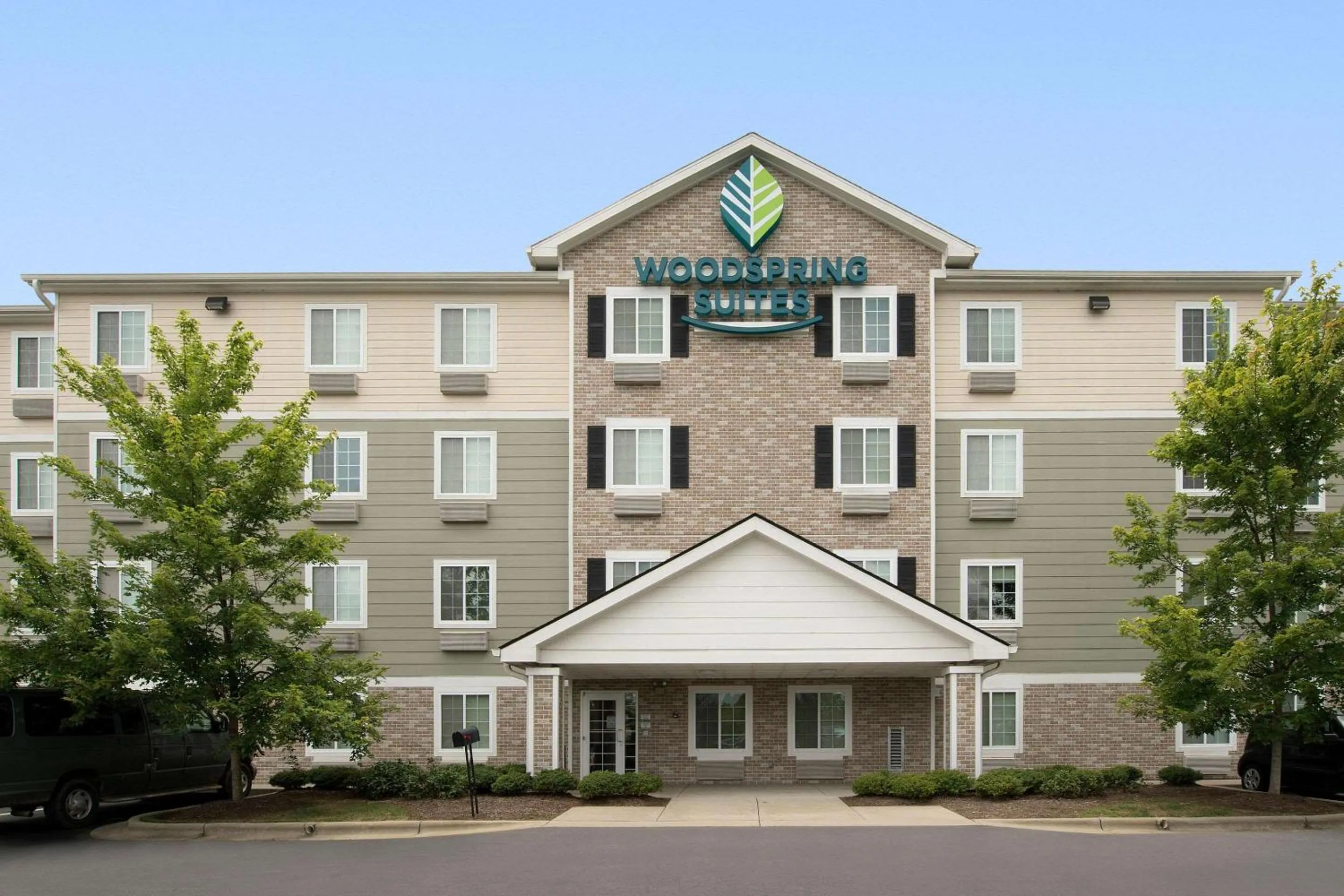 Property building in WoodSpring Suites Raleigh Apex