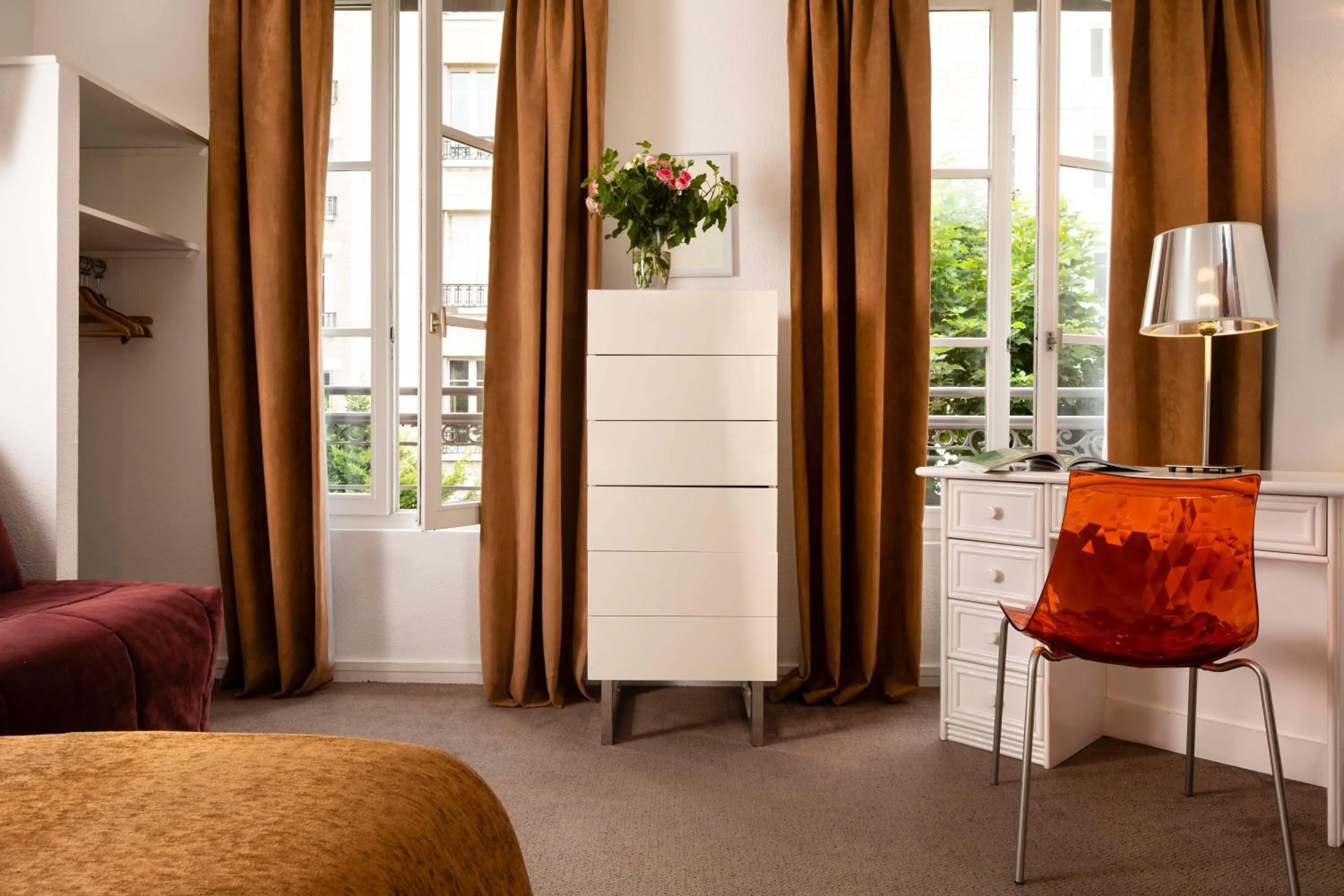 Bedroom, Bed in Le Hameau de Passy