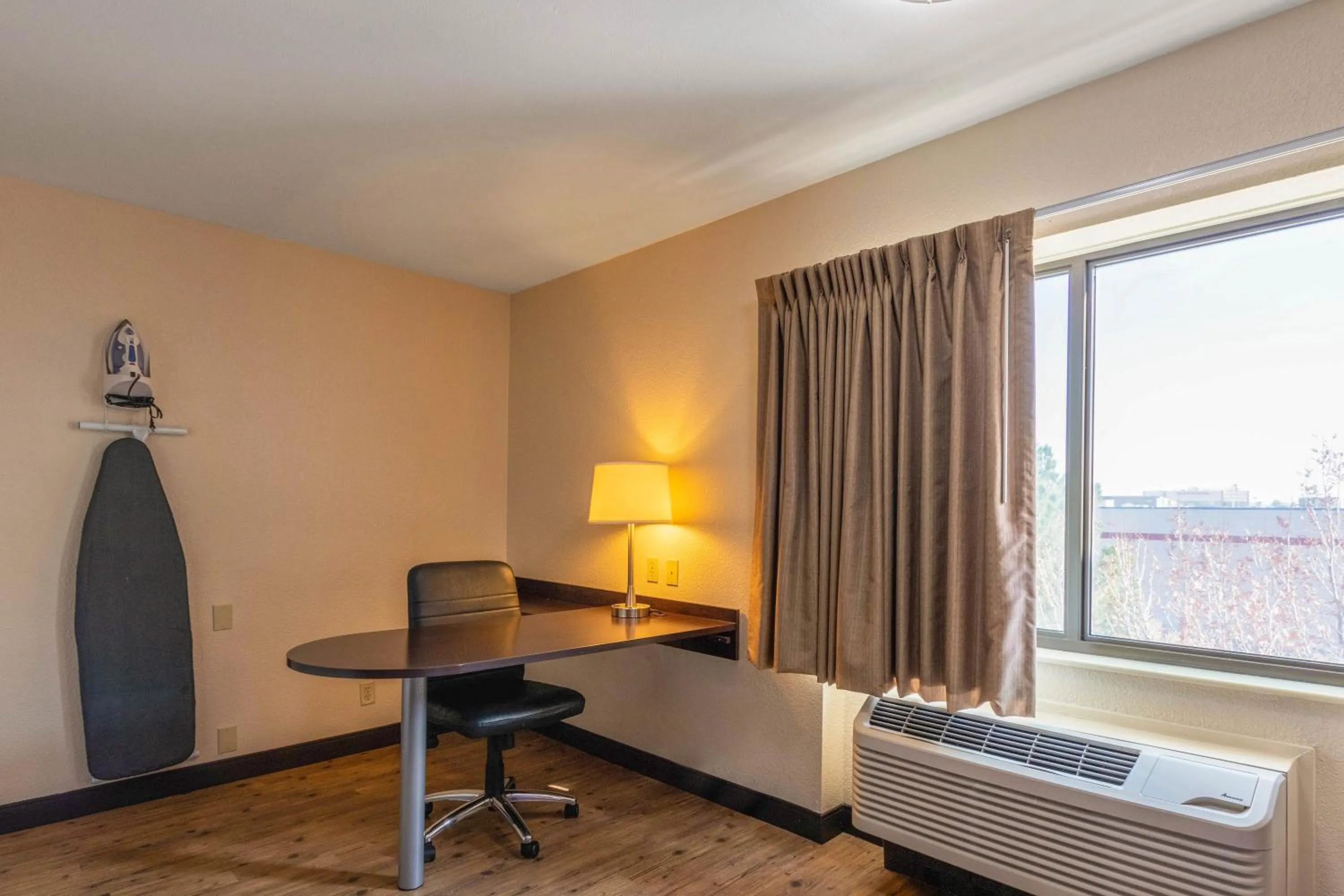 Photo of the whole room in Red Roof Inn PLUS+ El Paso East