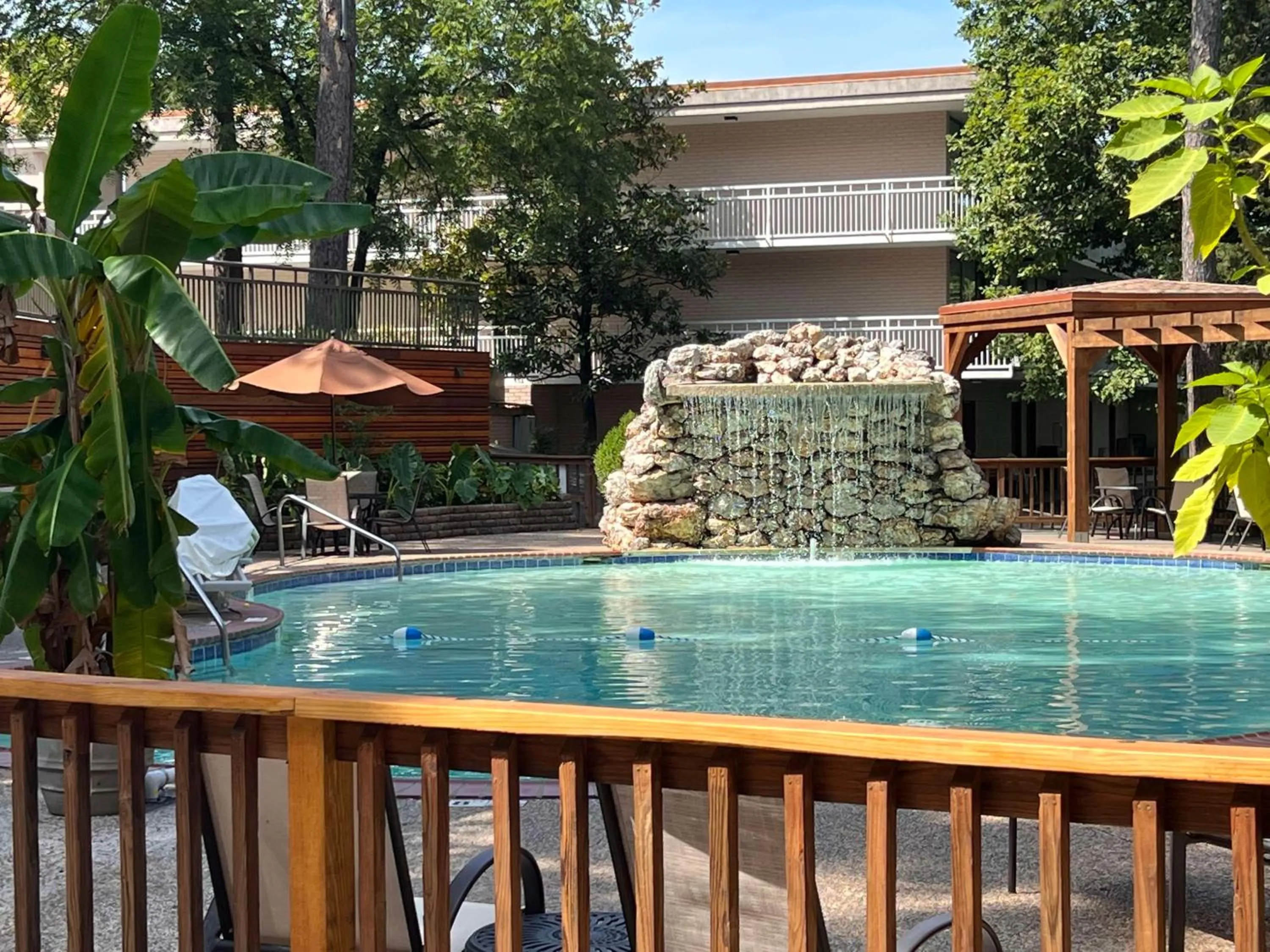 Pool view in Best Western Inn of the Ozarks