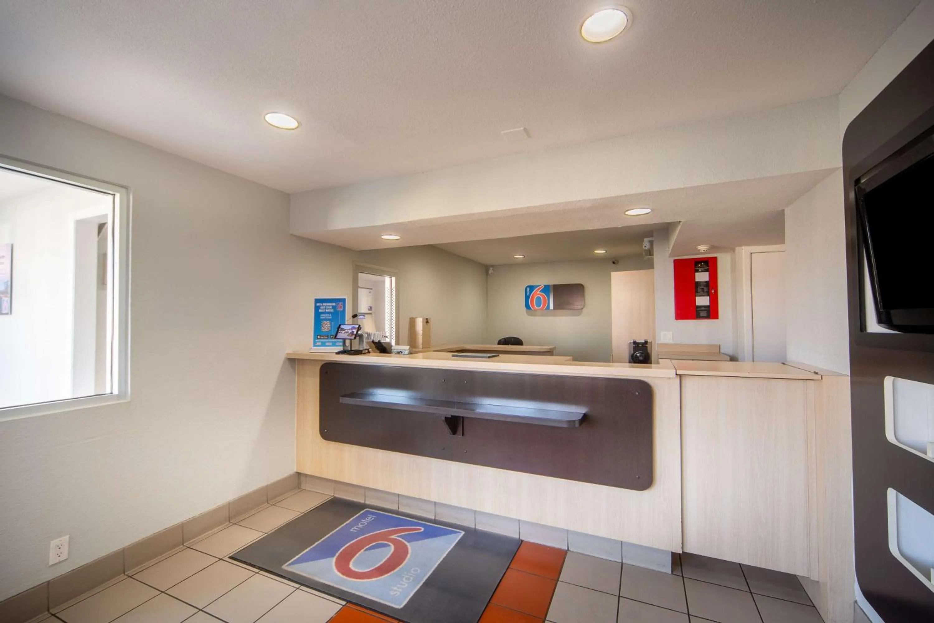 Lobby or reception in Motel 6-Del Rio, TX