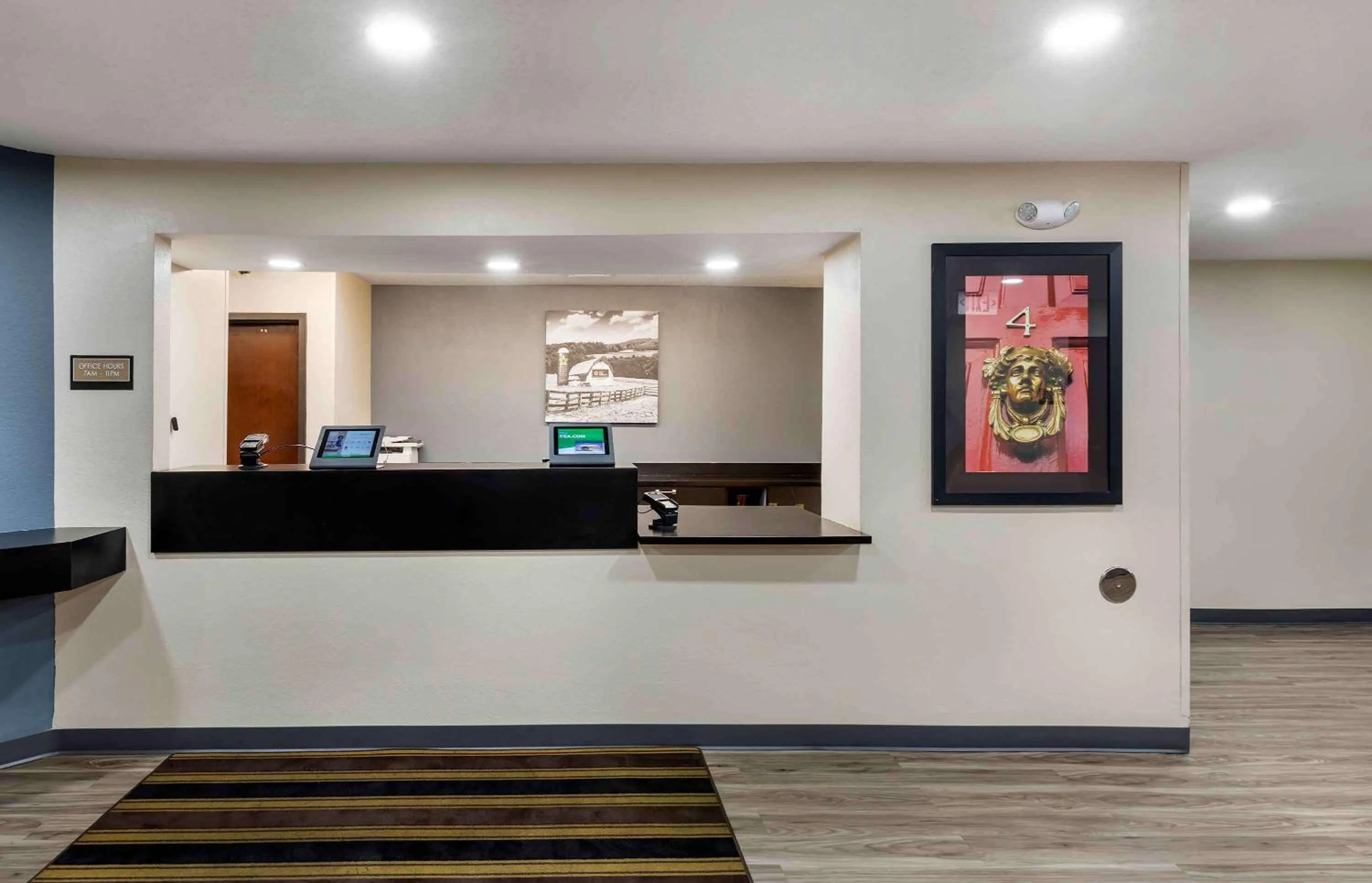 Lobby or reception in Extended Stay America Select Suites - Milwaukee - Waukesha
