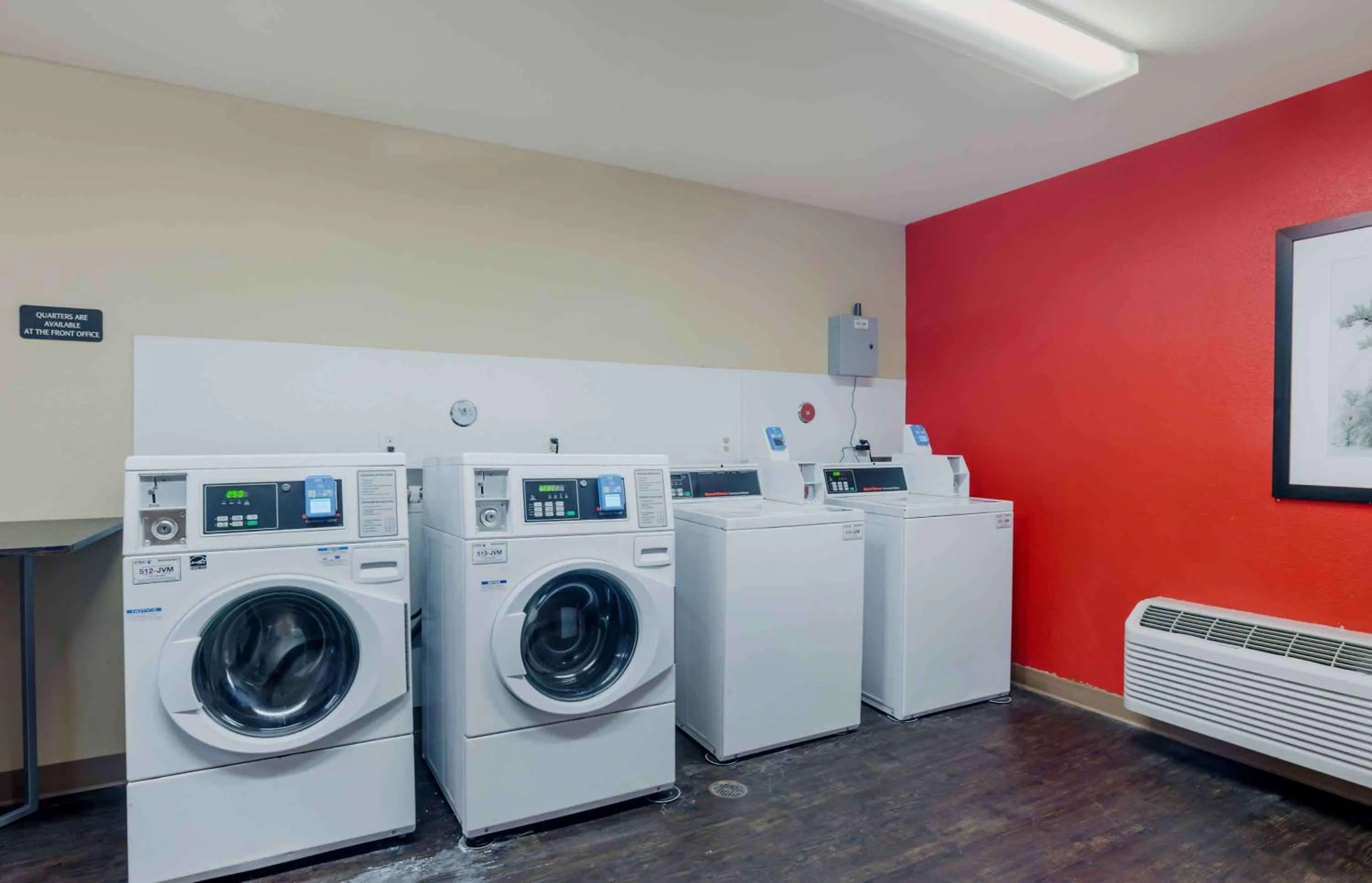 Property building in Extended Stay America Suites - Los Angeles - Torrance Blvd