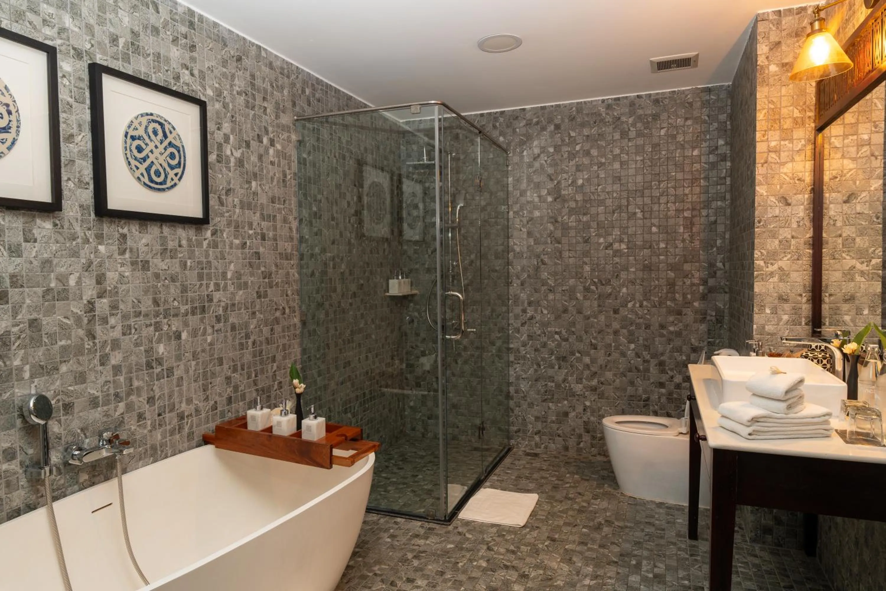 Bathroom in Souphattra Hotel Luang Prabang