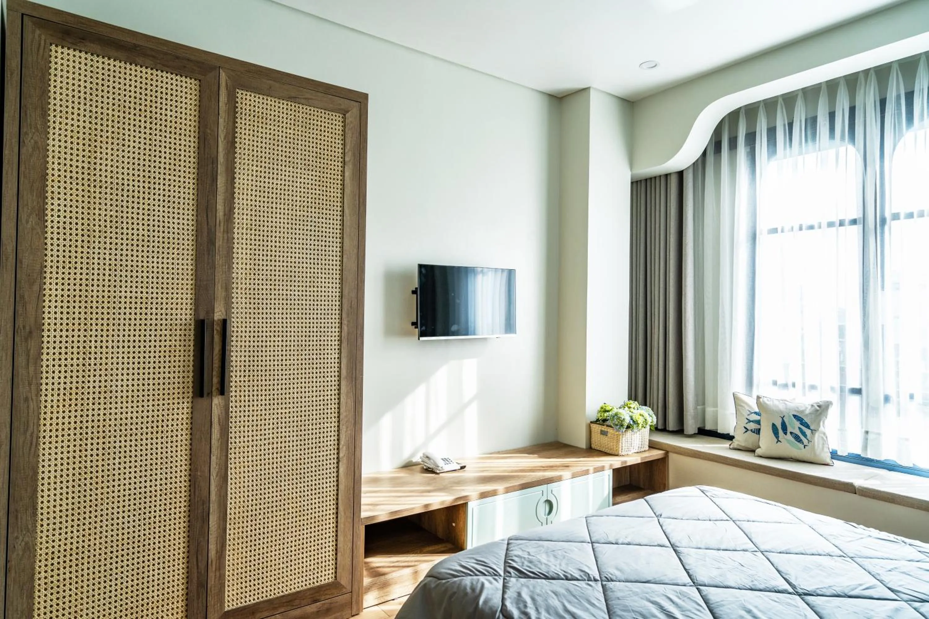 Bedroom, Bed in Mecozy Apartel