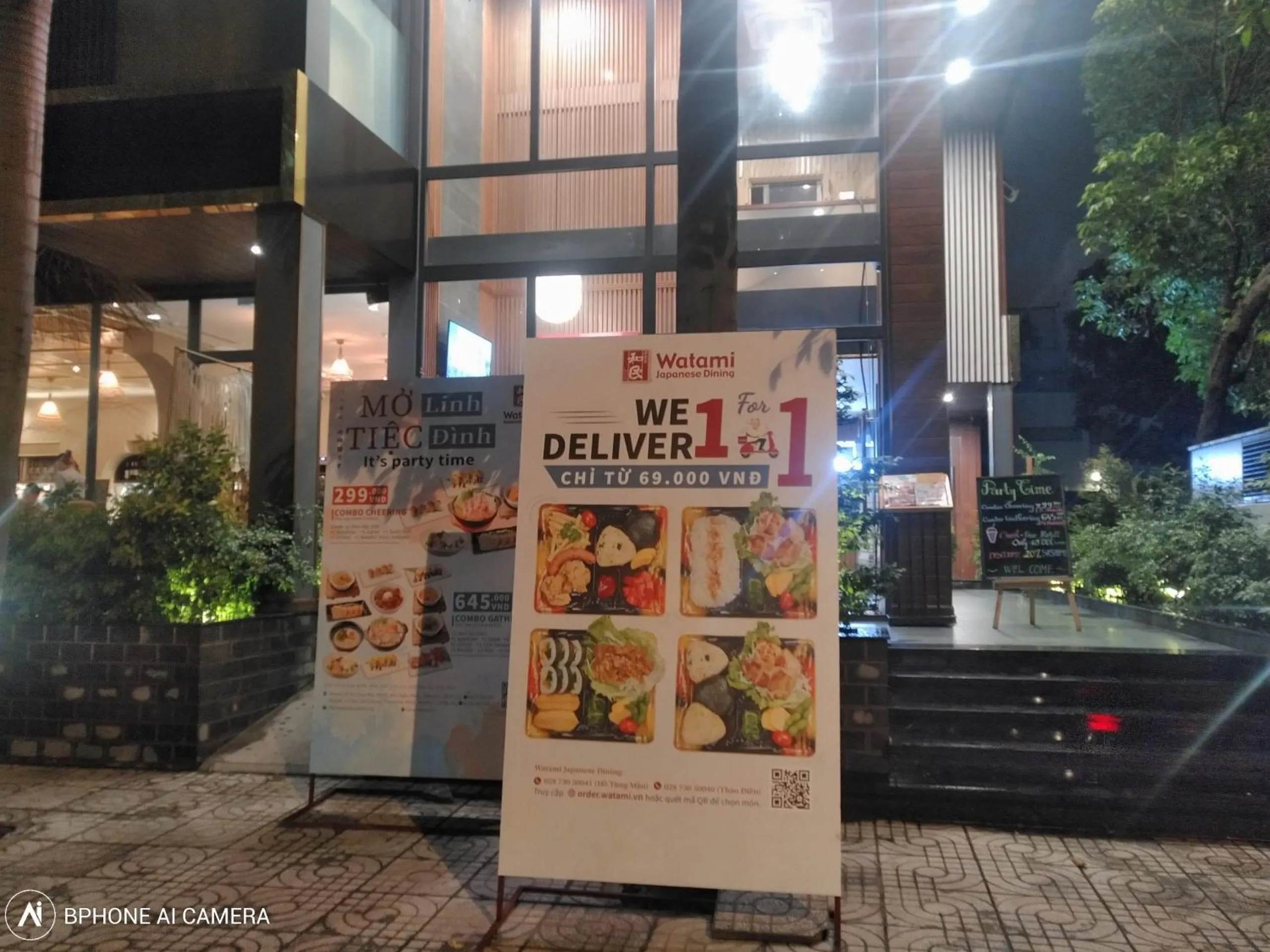 Restaurant/places to eat in Mecozy Apartel