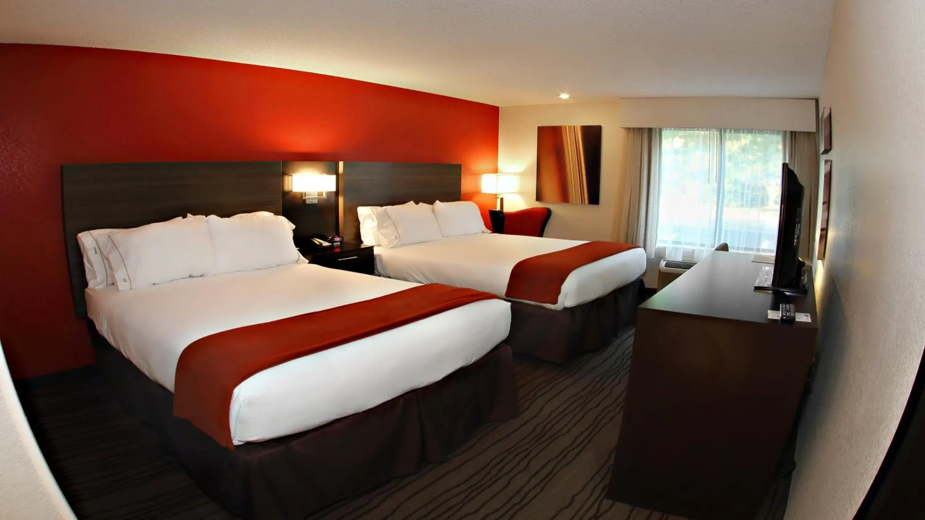 Standard Queen Room with Two Queen Beds and Mobility Accessible Roll-In Shower in Holiday Inn Express Brentwood-South Cool Springs, an IHG Hotel Standard Queen Room with Two Queen Beds and Mobility Accessible Roll-In Shower in Holiday Inn Express Brentwood-South Cool Springs, an IHG Hotel