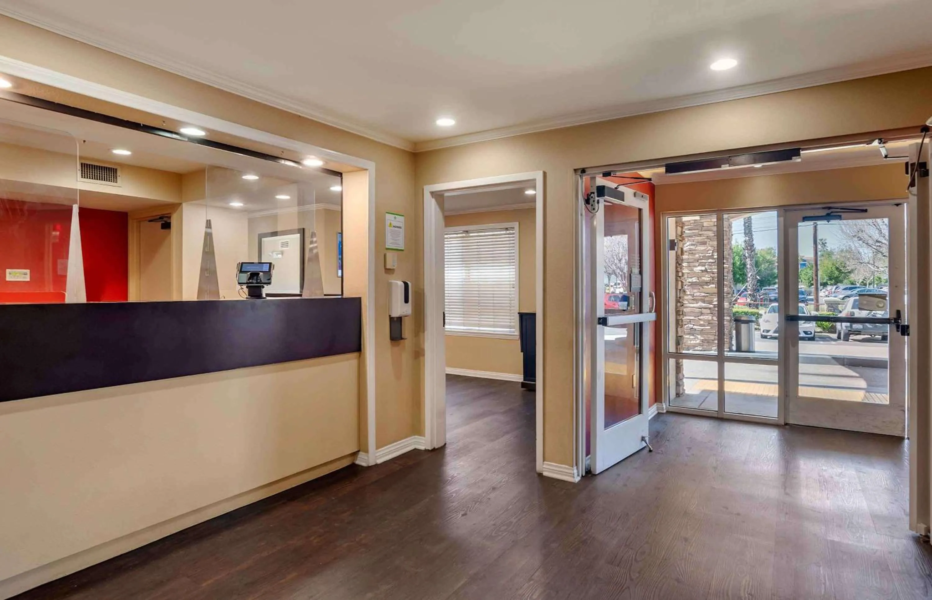 Lobby or reception in Extended Stay America Suites - Los Angeles - Monrovia