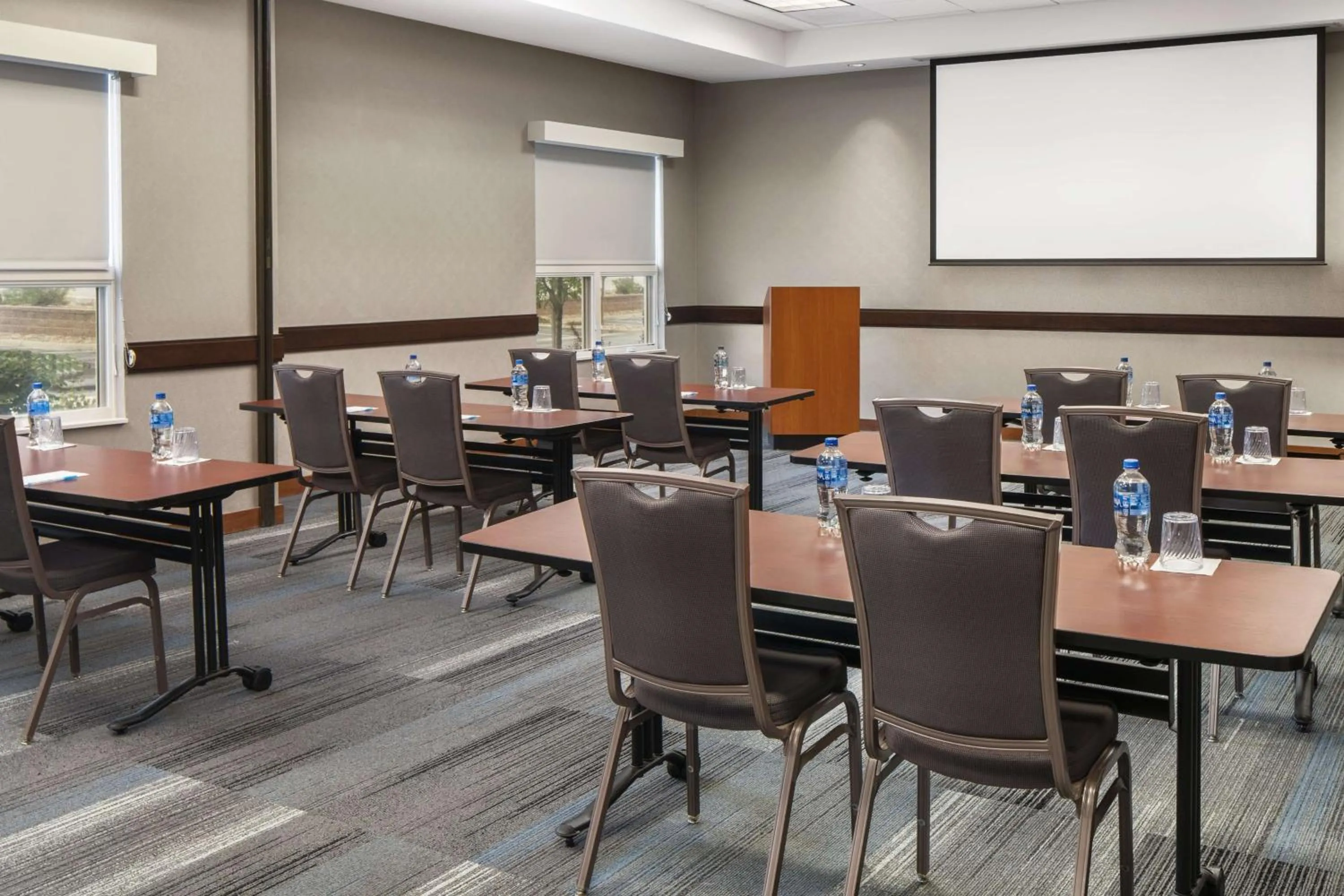 Meeting/conference room in Hyatt House Boulder/Broomfield