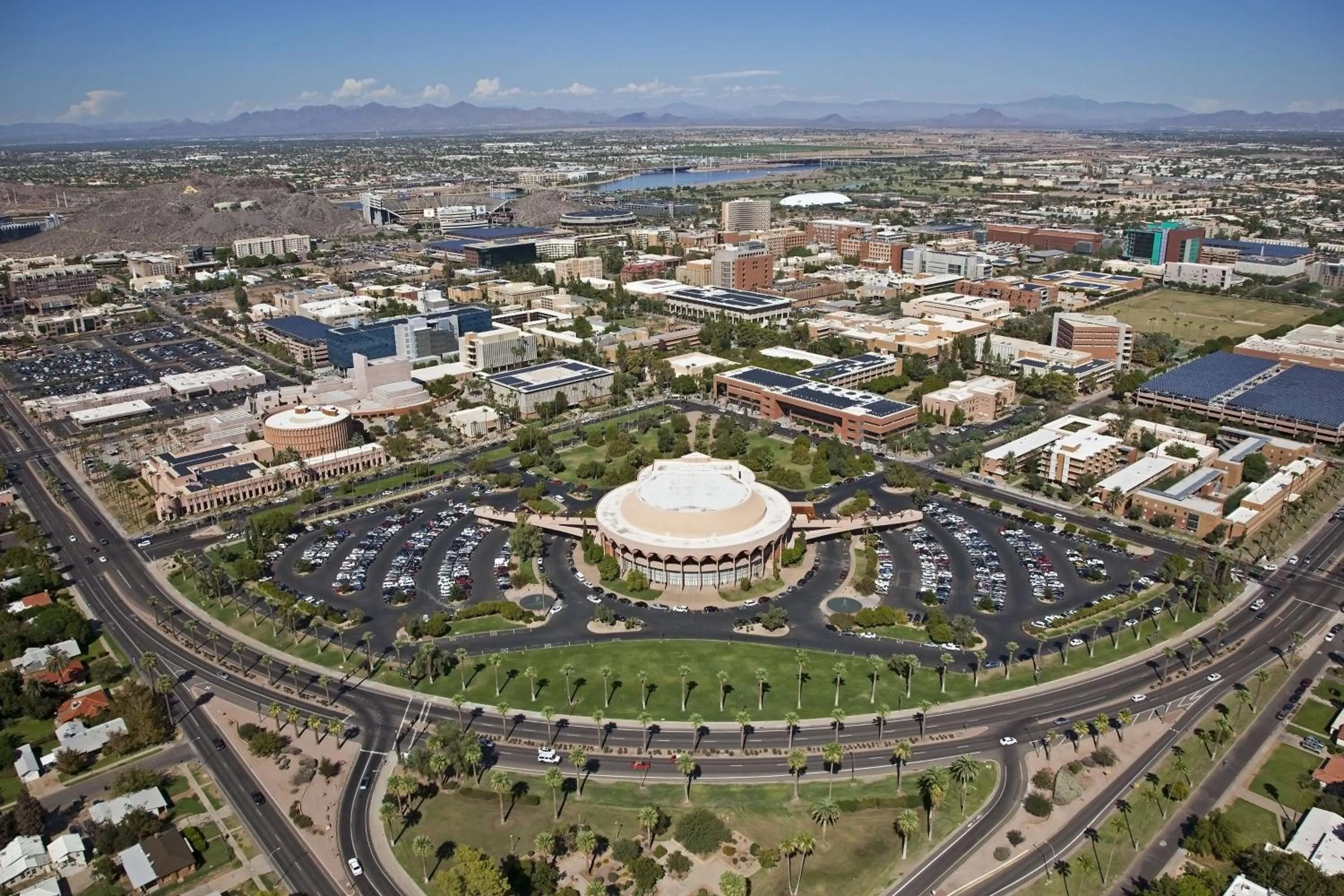 Location in Hyatt Place Tempe Phoenix Airport