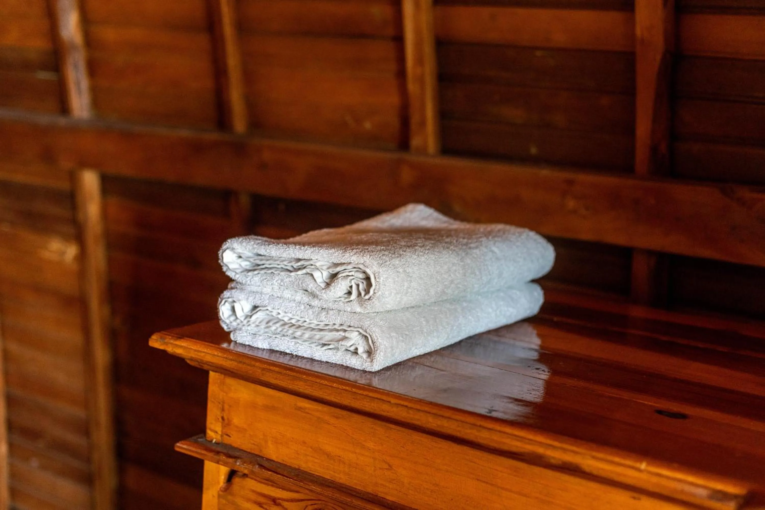 towels in Sukawati Inn at Crystal Bay