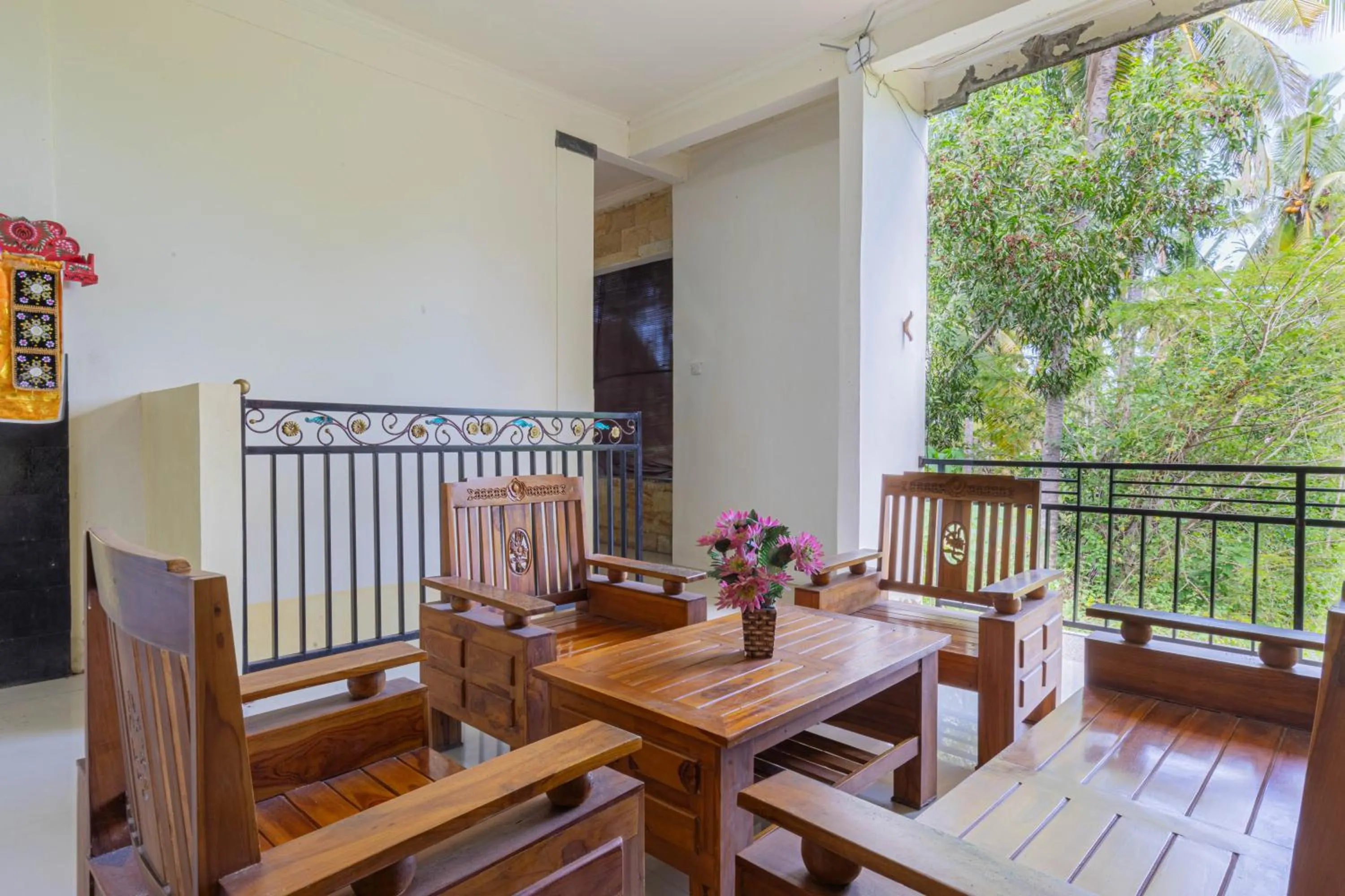 Living room in Sukawati Inn at Crystal Bay