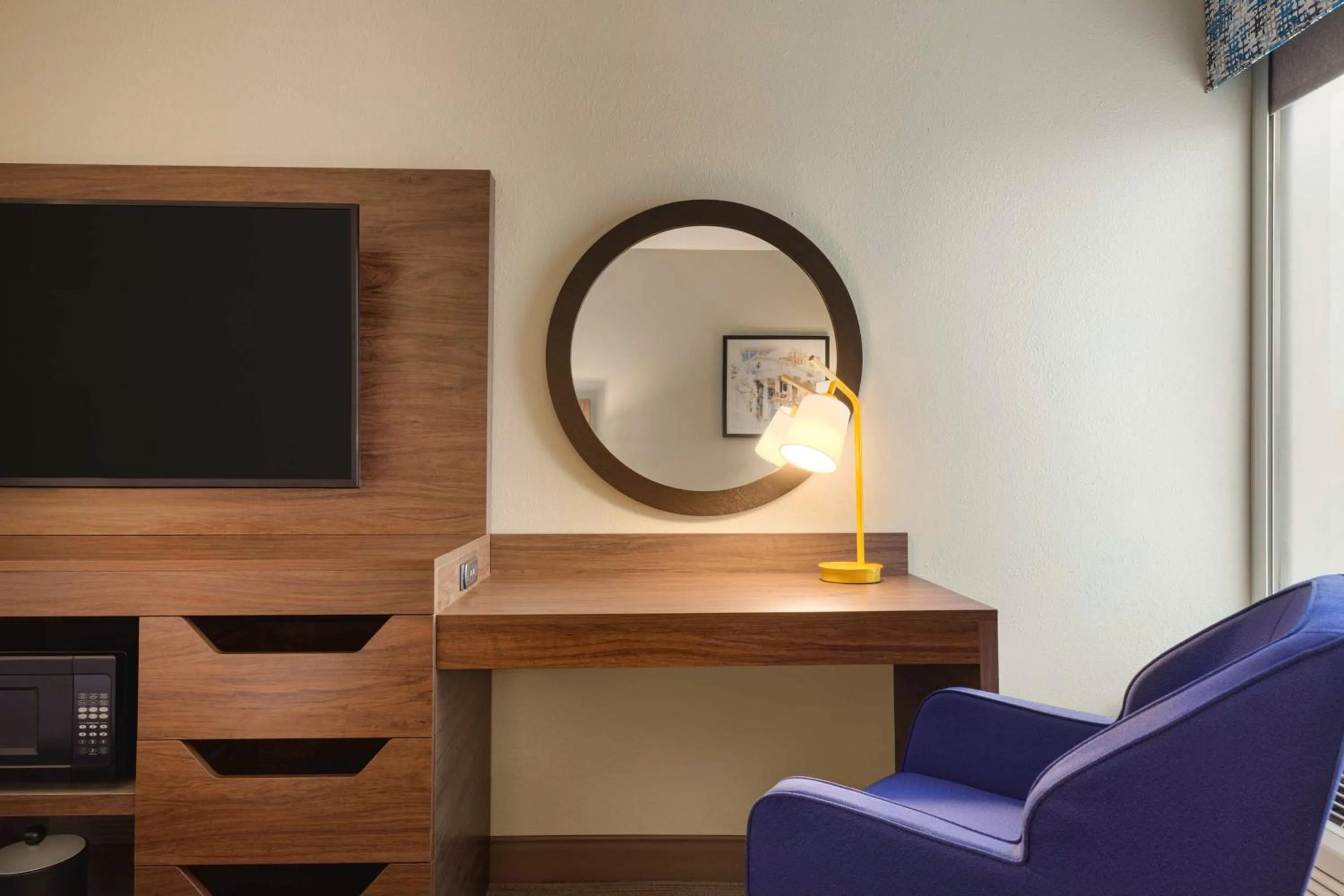 Bedroom in Hampton Inn Charlottesville