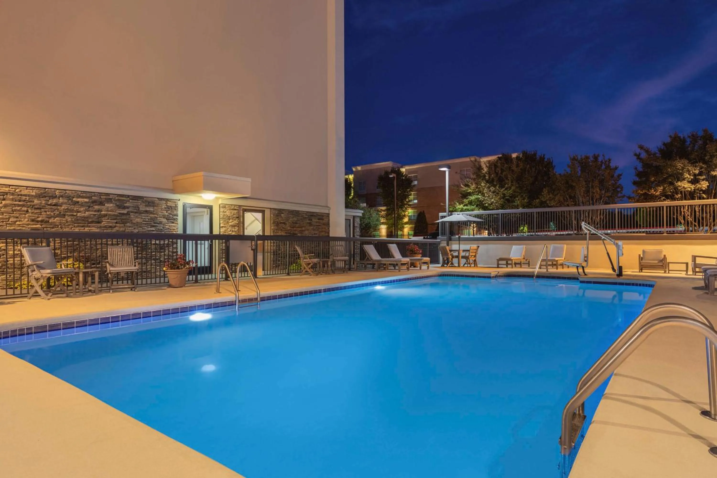 Pool view in Hampton Inn Charlottesville