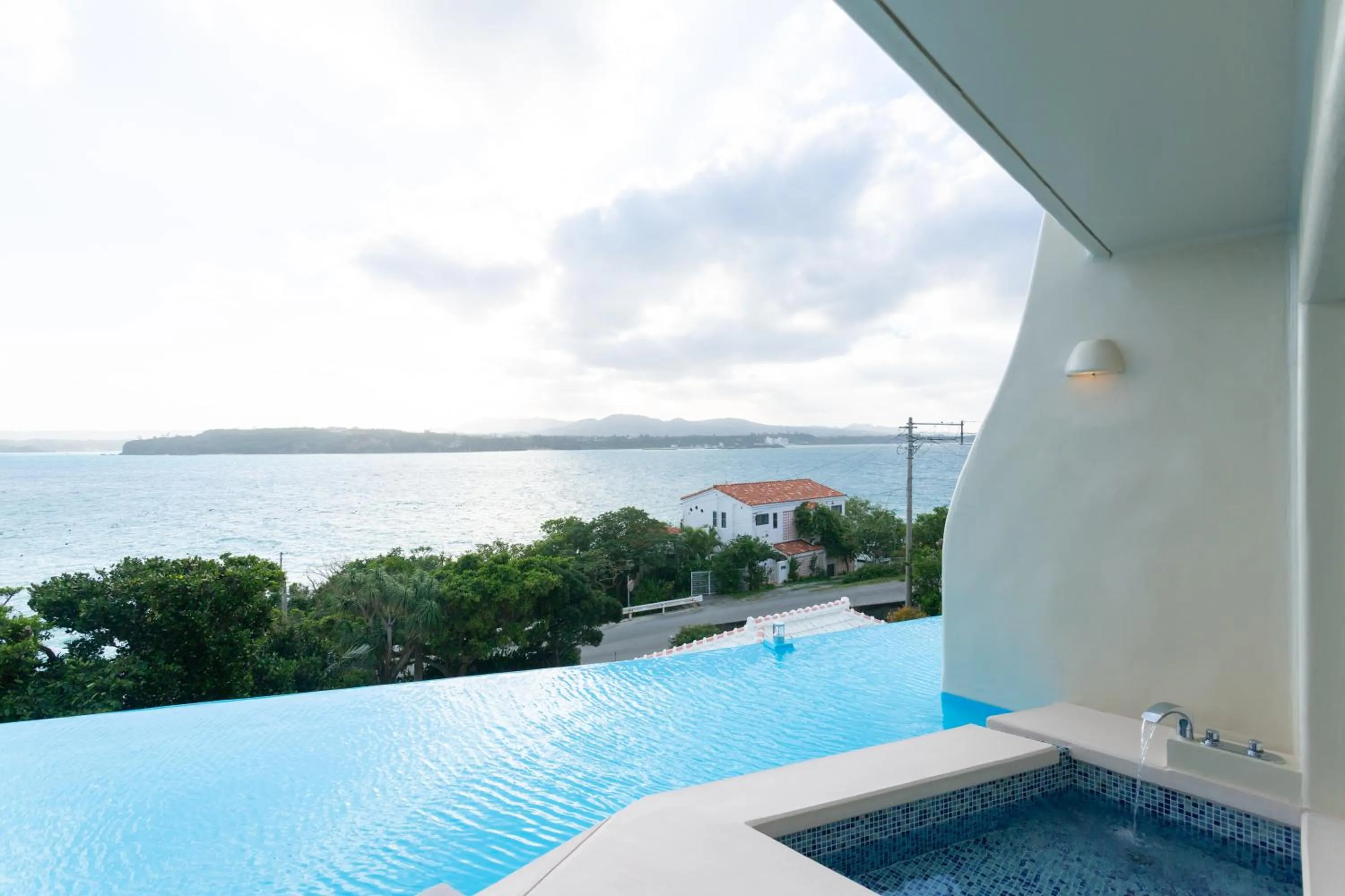 Sea view in Yuki Suite Kourijima