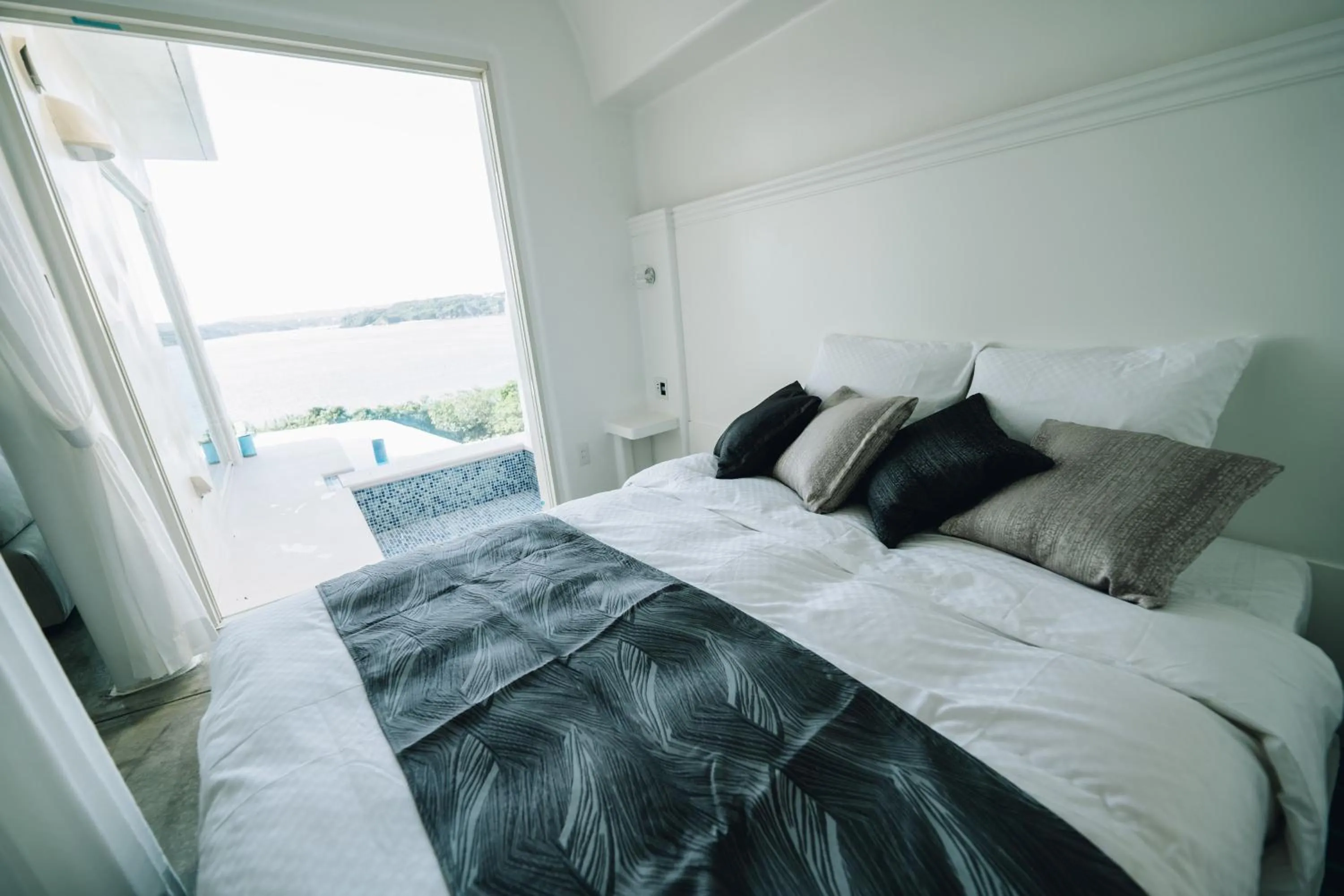 Photo of the whole room, Bed in Yuki Suite Kourijima