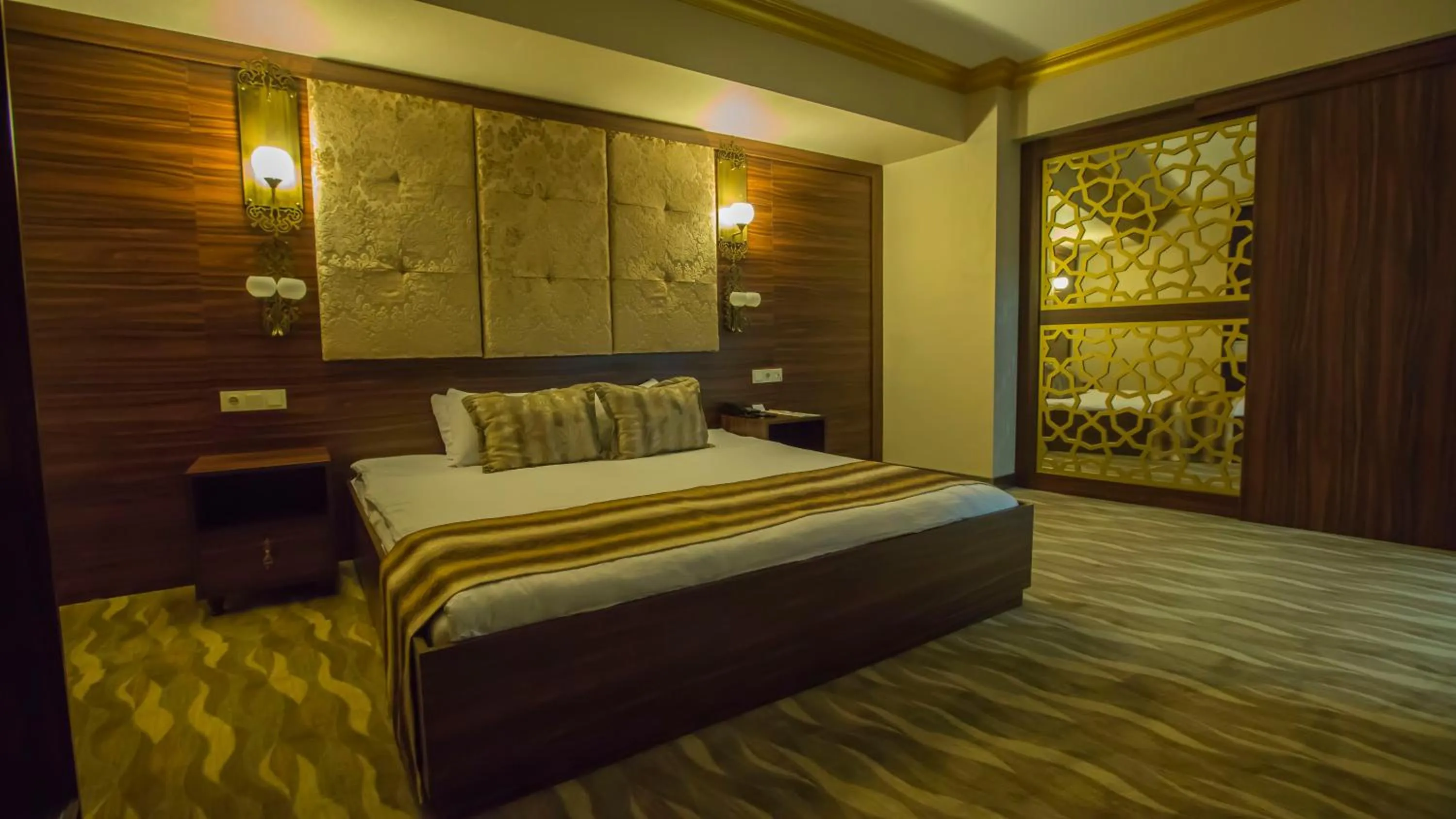 Bed in Sarot Termal Park Resort & Spa - Halal Hotel