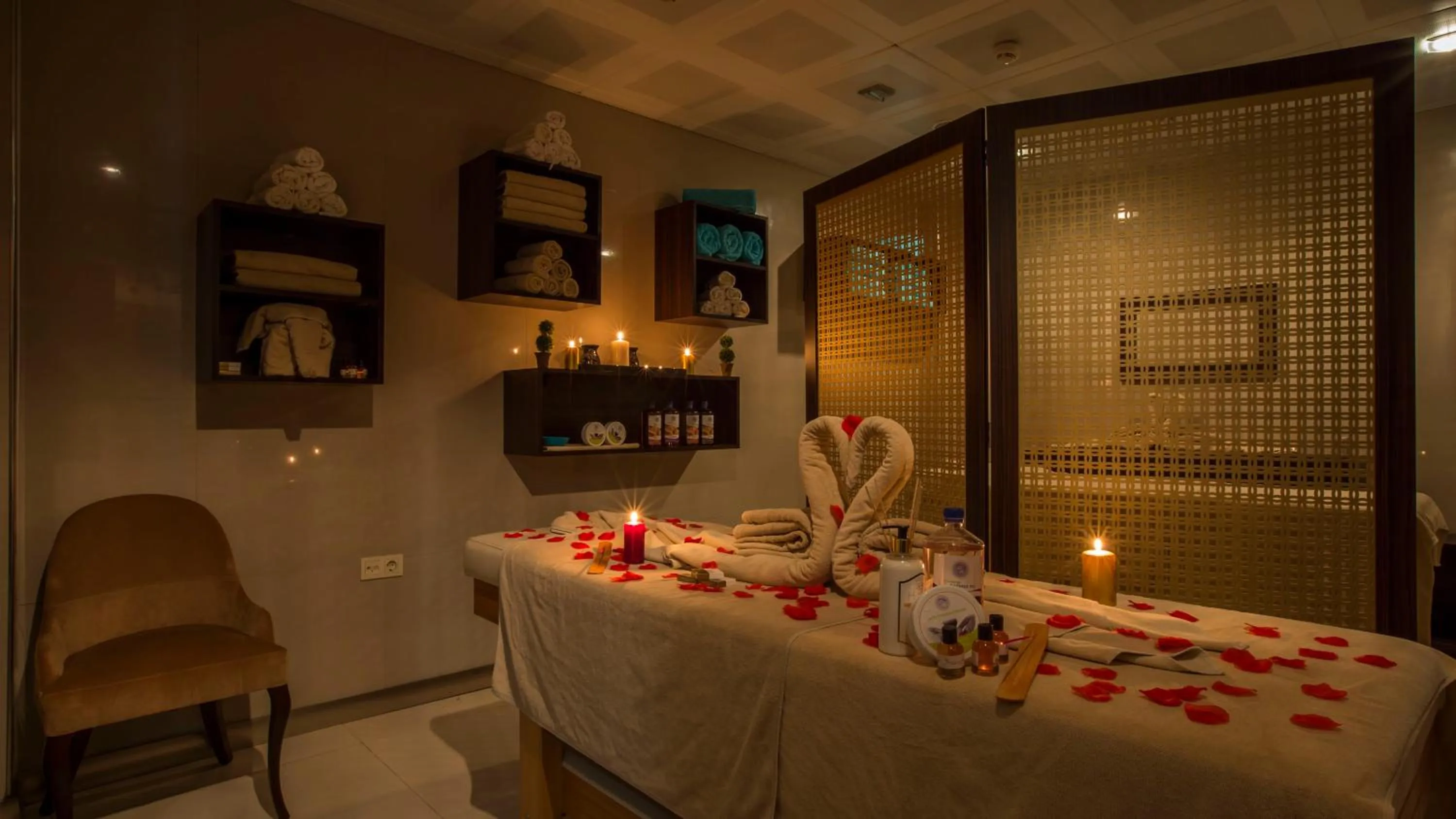Spa and wellness centre/facilities in Sarot Termal Park Resort & Spa - Halal Hotel